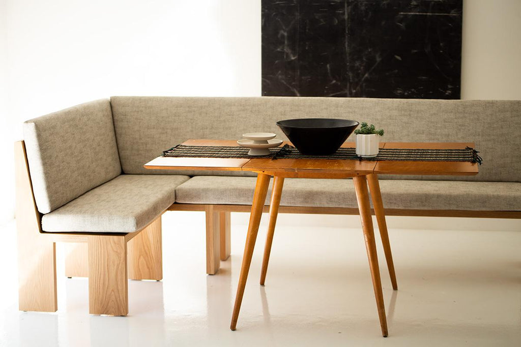 https://a.1stdibscdn.com/chile-modern-dining-banquette-for-sale-picture-10/f_9720/f_305449221663946728389/Chile_Modern_Dining_Banquette_10_master.jpg