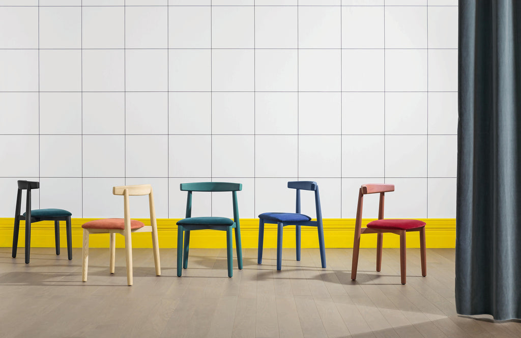 https://a.1stdibscdn.com/claretta-bold-chair-in-matching-aniline-base-upholstery-seat-by-florian-schmid-for-sale-picture-7/12330573/f_178208621580804020311/Claretta_Bold_Chair4_master.jpg