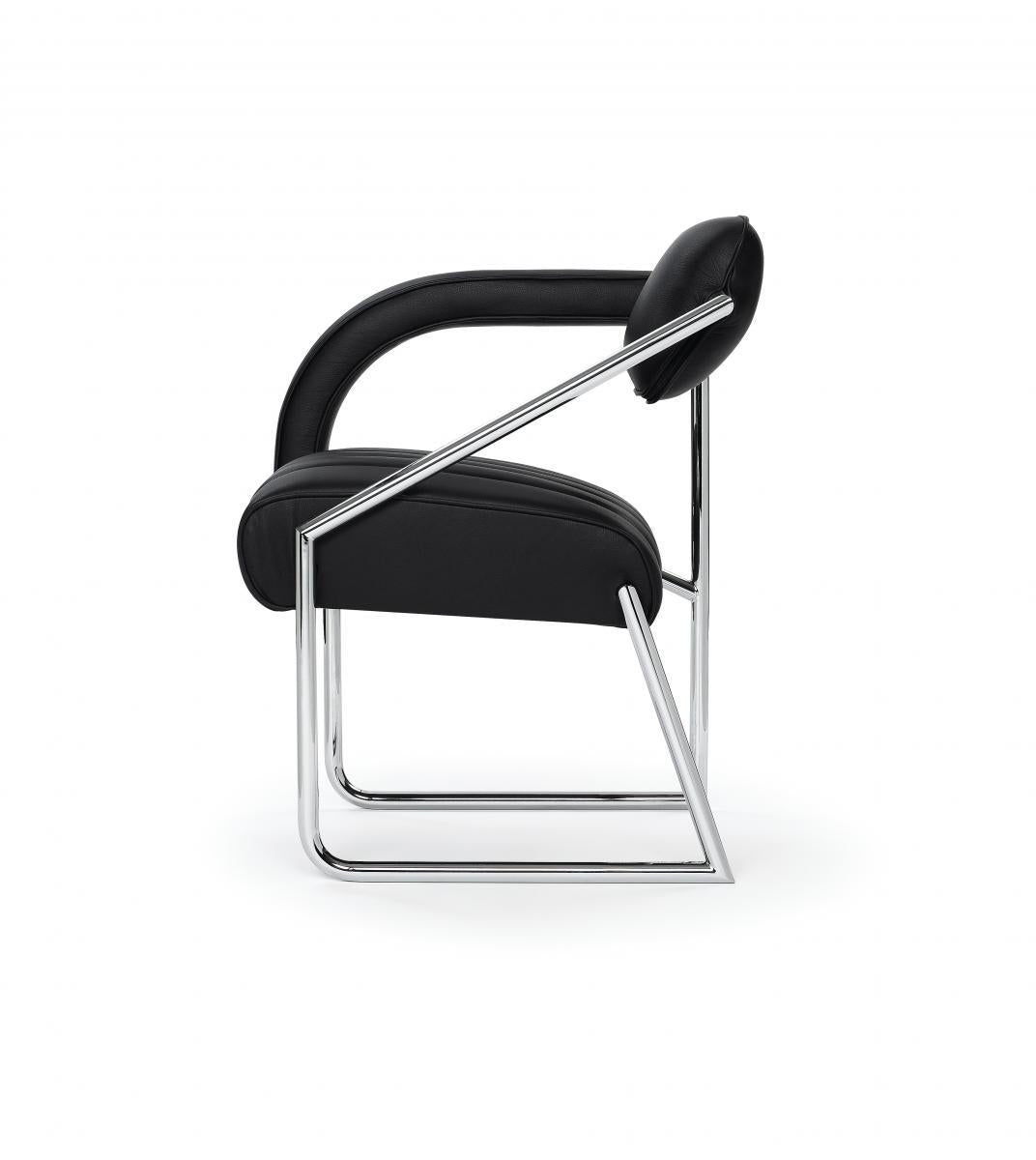https://a.1stdibscdn.com/armchair-in-leather-black-classicon-non-conformist-armchair-design-eileen-gray-for-sale-picture-3/f_105752/f_487287121770657660790/ClassiCon_non_conformist_armchair_leather_black_side_master.jpg