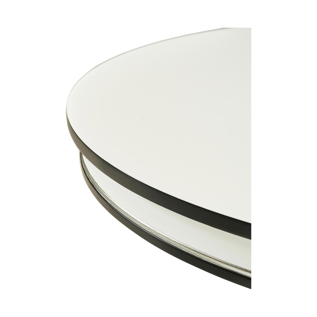 https://a.1stdibscdn.com/classic-black-and-white-dining-table-48-for-sale-picture-3/f_8038/f_306570521664598922890/Classic_Black_and_White_Dining_Table_8_master.jpg
