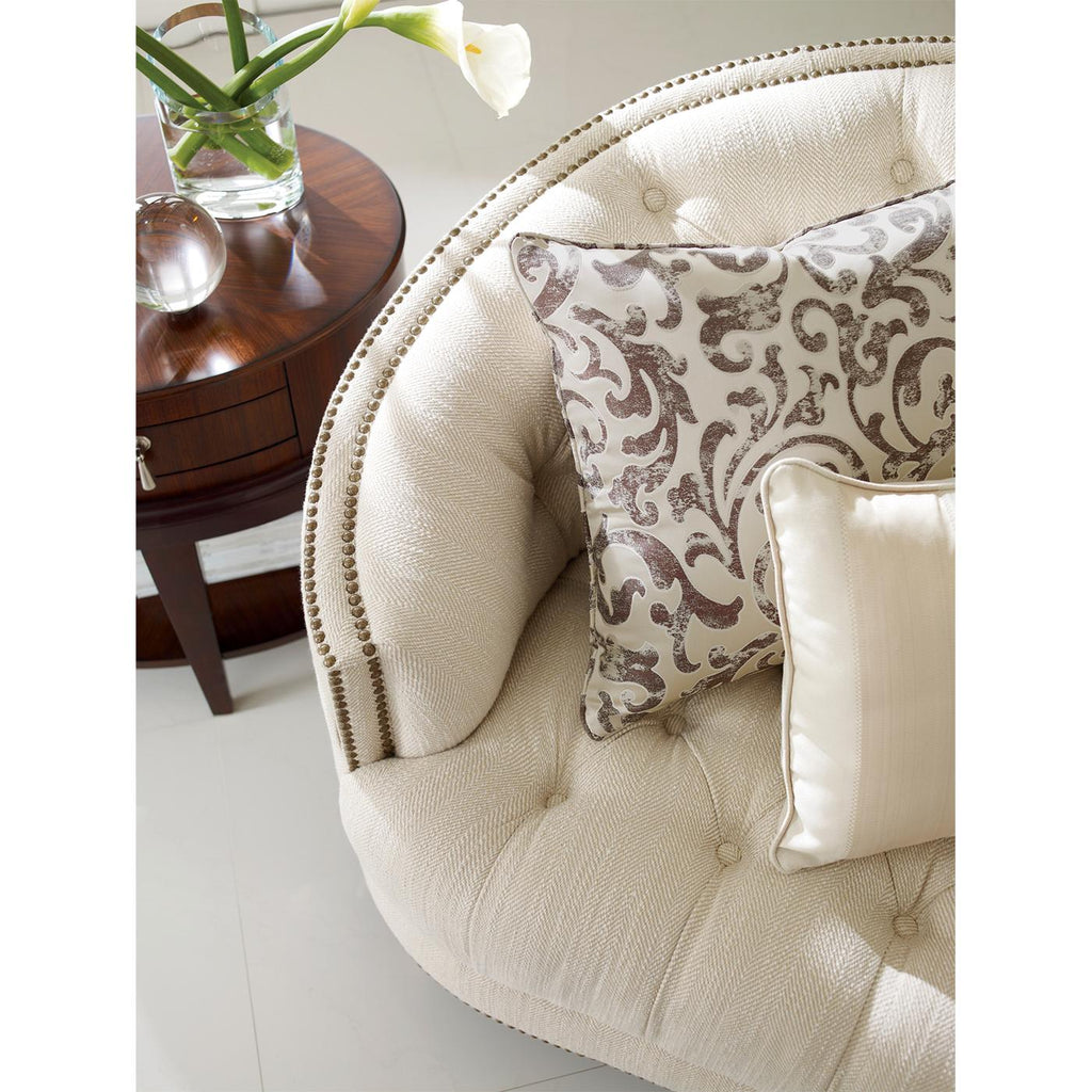 https://a.1stdibscdn.com/classic-tufted-curved-back-sofa-for-sale-picture-3/f_8038/f_286394221652395986899/Classic_Tufted_Curved_Back_Sofa_1_master.jpg