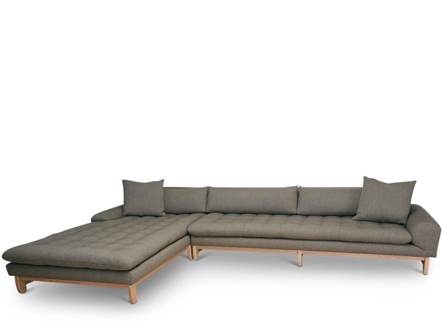 https://a.1stdibscdn.com/morro-sectional-xl-by-lawson-fenning-for-sale-picture-5/f_8060/f_326551321675815796657/Clear_Oak_Grade_C_Textured_Weave_Taupe_5_master.jpg