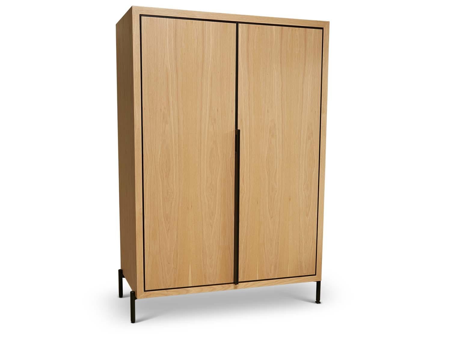 https://a.1stdibscdn.com/oak-balboa-cabinet-by-lawson-fenning-for-sale-picture-2/f_8060/f_351246121688768421499/Clear_Oak_Matte_Black_Powdercoat_Blackened_Brass1_master.jpg