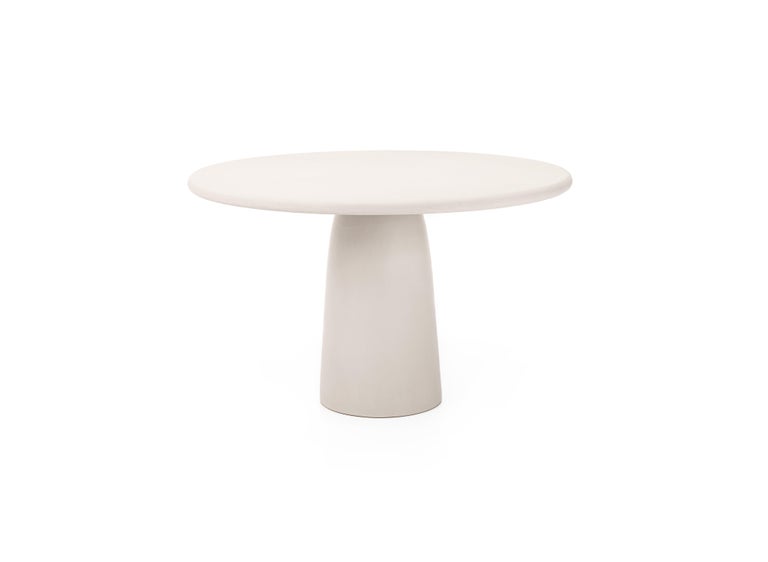https://a.1stdibscdn.com/contemporary-round-natural-plaster-menhir-table-120cm-by-isabelle-beaumont-for-sale-picture-4/f_86552/f_402344621718750923545/Column_Menhir_120_BM01_1_master.jpg?width=768