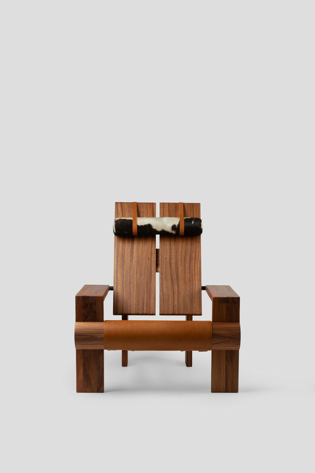 https://a.1stdibscdn.com/san-francisco-chair-leather-and-dark-tropical-wood-contemporary-mexican-design-for-sale-picture-6/f_38111/f_317640321671172028700/Comit_de_proyectos_Silla_San_Francisco_10_master.jpg