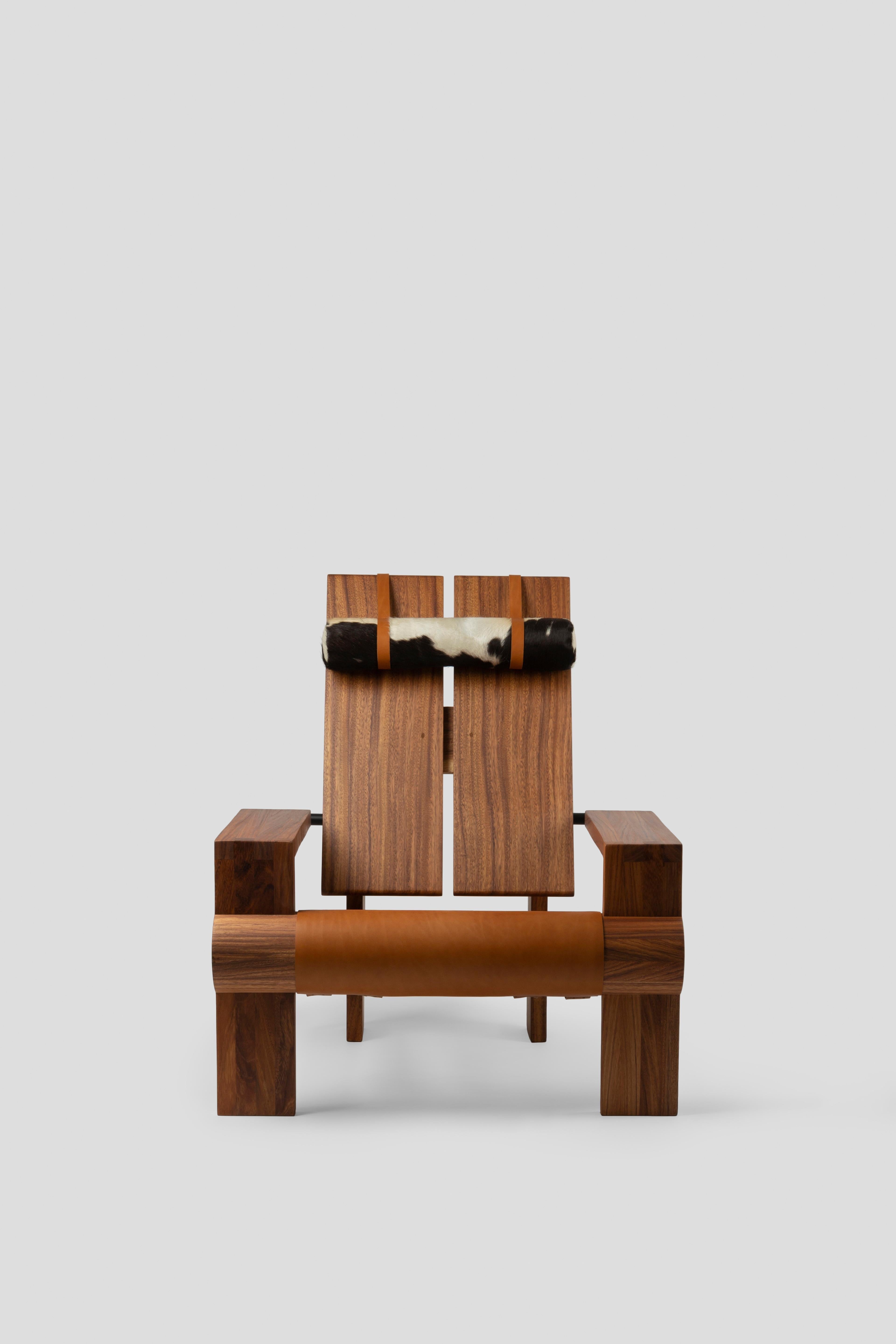 https://a.1stdibscdn.com/san-francisco-chair-leather-and-dark-tropical-wood-contemporary-mexican-design-for-sale-picture-2/f_38111/f_317640321671172033360/Comit_de_proyectos_Silla_San_Francisco_10_master.jpg