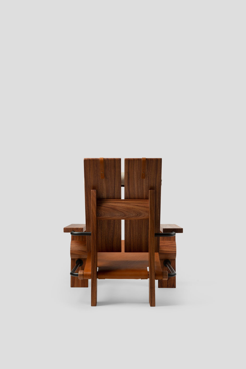 https://a.1stdibscdn.com/san-francisco-chair-leather-and-dark-tropical-wood-contemporary-mexican-design-for-sale-picture-5/f_38111/f_317640321671172028668/Comit_de_proyectos_Silla_San_Francisco_16_master.jpg