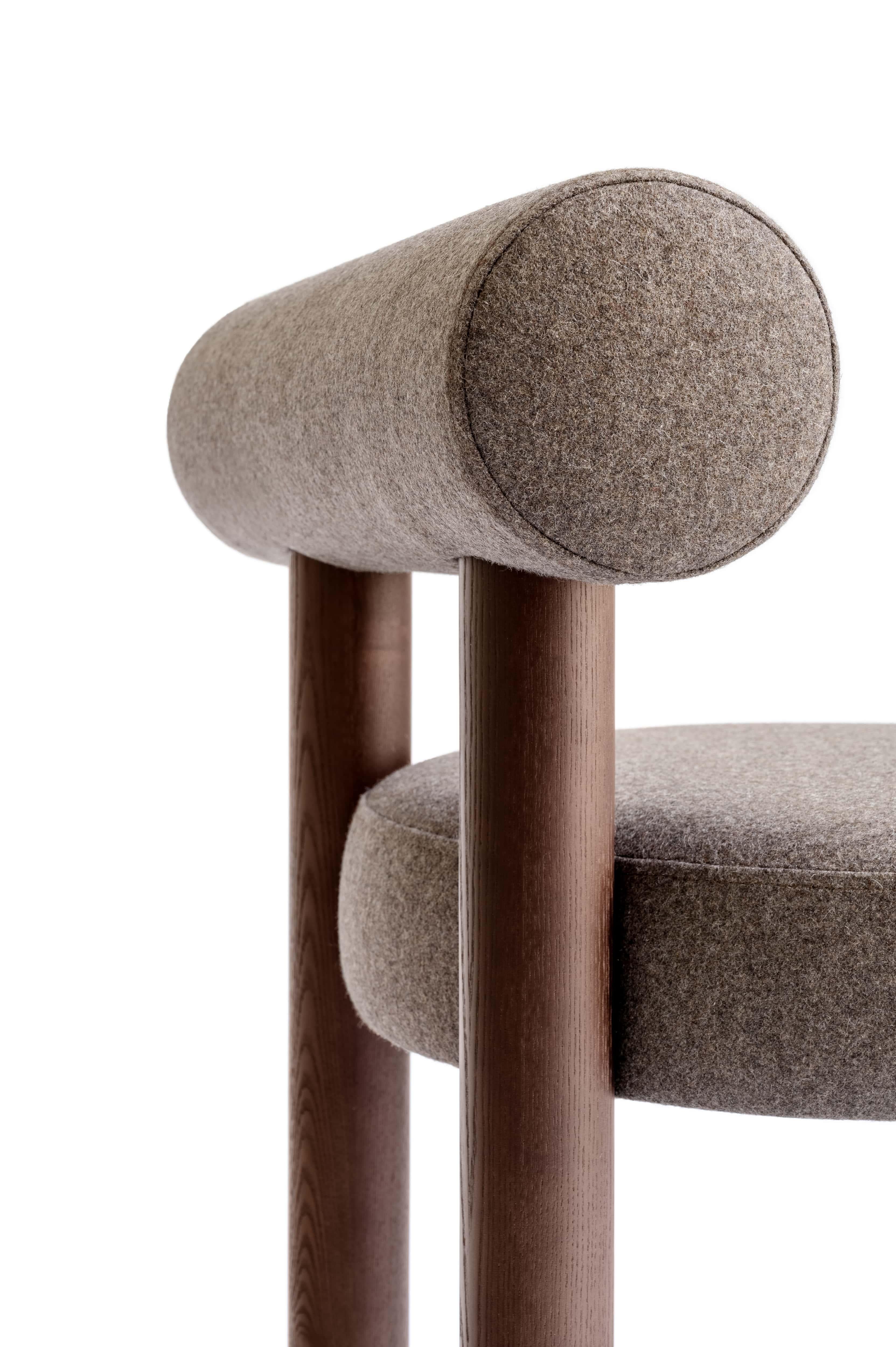 https://a.1stdibscdn.com/modern-counter-chair-gropius-cs2-in-wool-fabric-with-wooden-legs-by-noom-for-sale-picture-7/f_42321/f_241486721623612491642/Counter_Chair_Gropius_CS2_10__master.jpg
