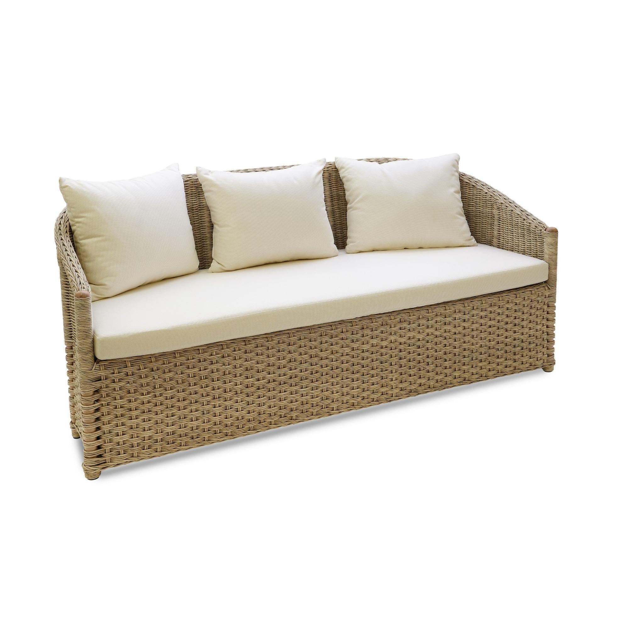 https://a.1stdibscdn.com/bunny-williams-home-crofters-outdoor-sofa-for-sale-picture-2/f_83572/f_436173721739465539481/Crofter_sSofa2_master.jpg