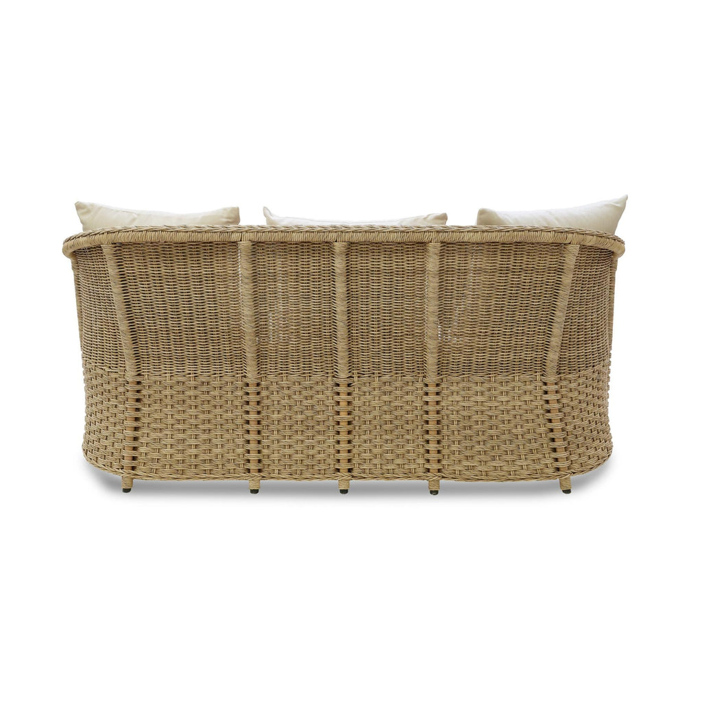 https://a.1stdibscdn.com/bunny-williams-home-crofters-outdoor-sofa-for-sale-picture-4/f_83572/f_436173721739465539591/Crofter_sSofa3_master.jpg