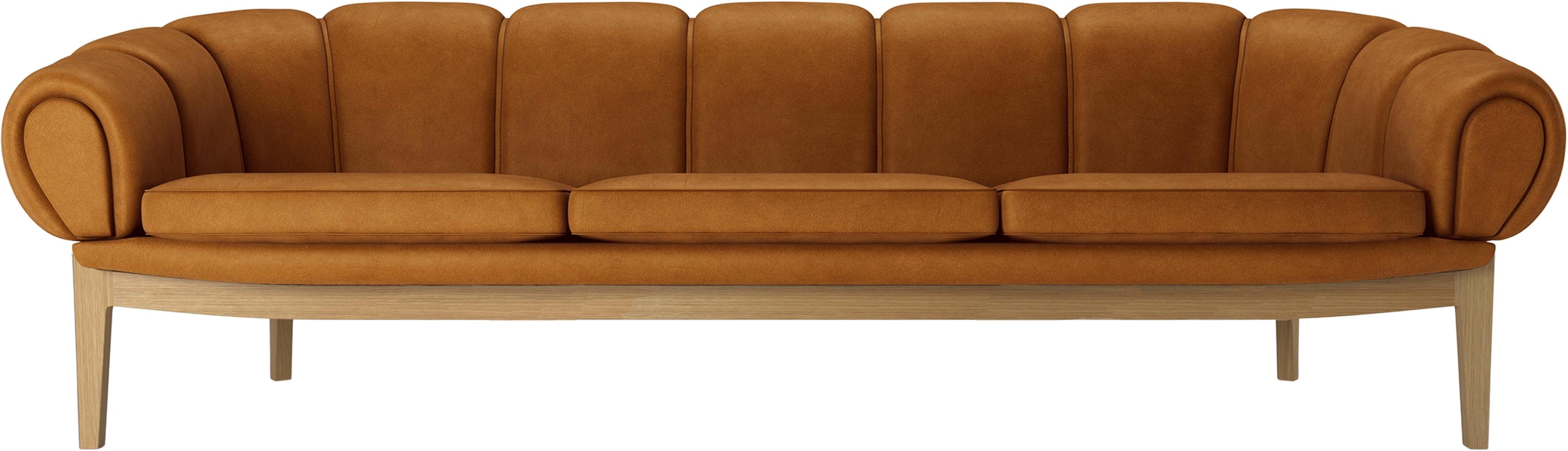 https://a.1stdibscdn.com/leather-croissant-sofa-by-illum-wikkels-for-gubi-with-walnut-legs-for-sale-picture-17/f_14472/f_325084421675122744226/Croissant_Sofa_3Seater_Oak_GUBI_Chamois_Cuoio_1708_10079615Front_copy_master.jpg
