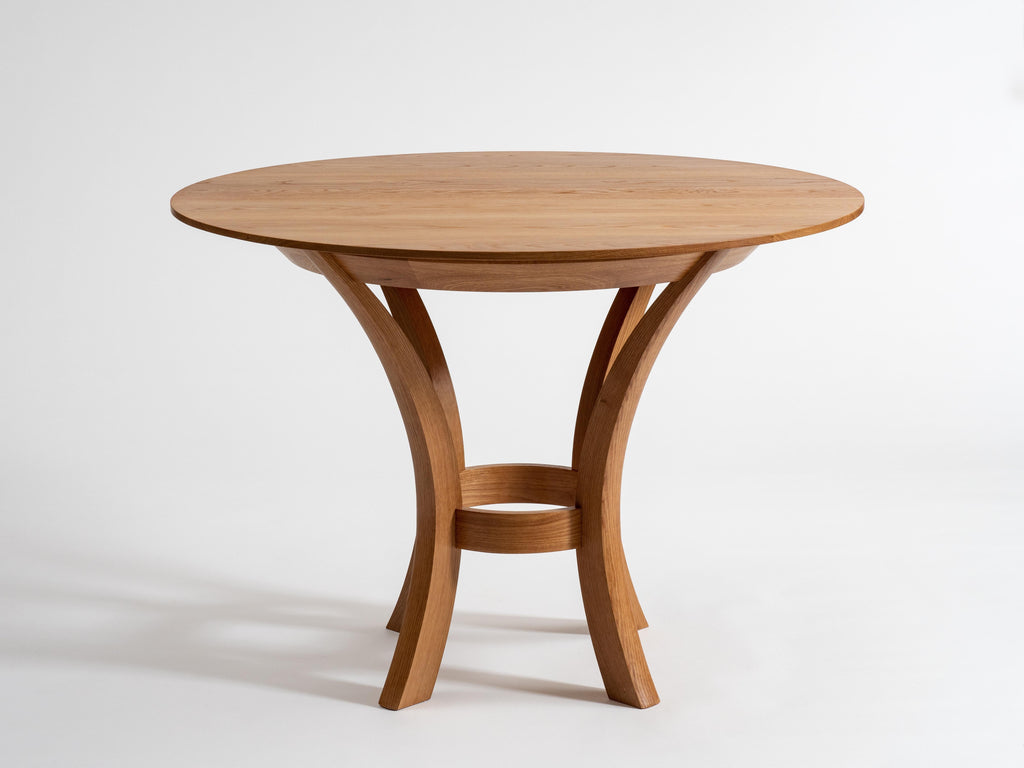 https://a.1stdibscdn.com/contemporary-round-dining-table-42-circle-white-oak-for-sale-picture-5/f_109082/f_493995821774625534873/Custom_Furniture_northern_New_Jersey_White_Oak_Dining_Table_master.jpg