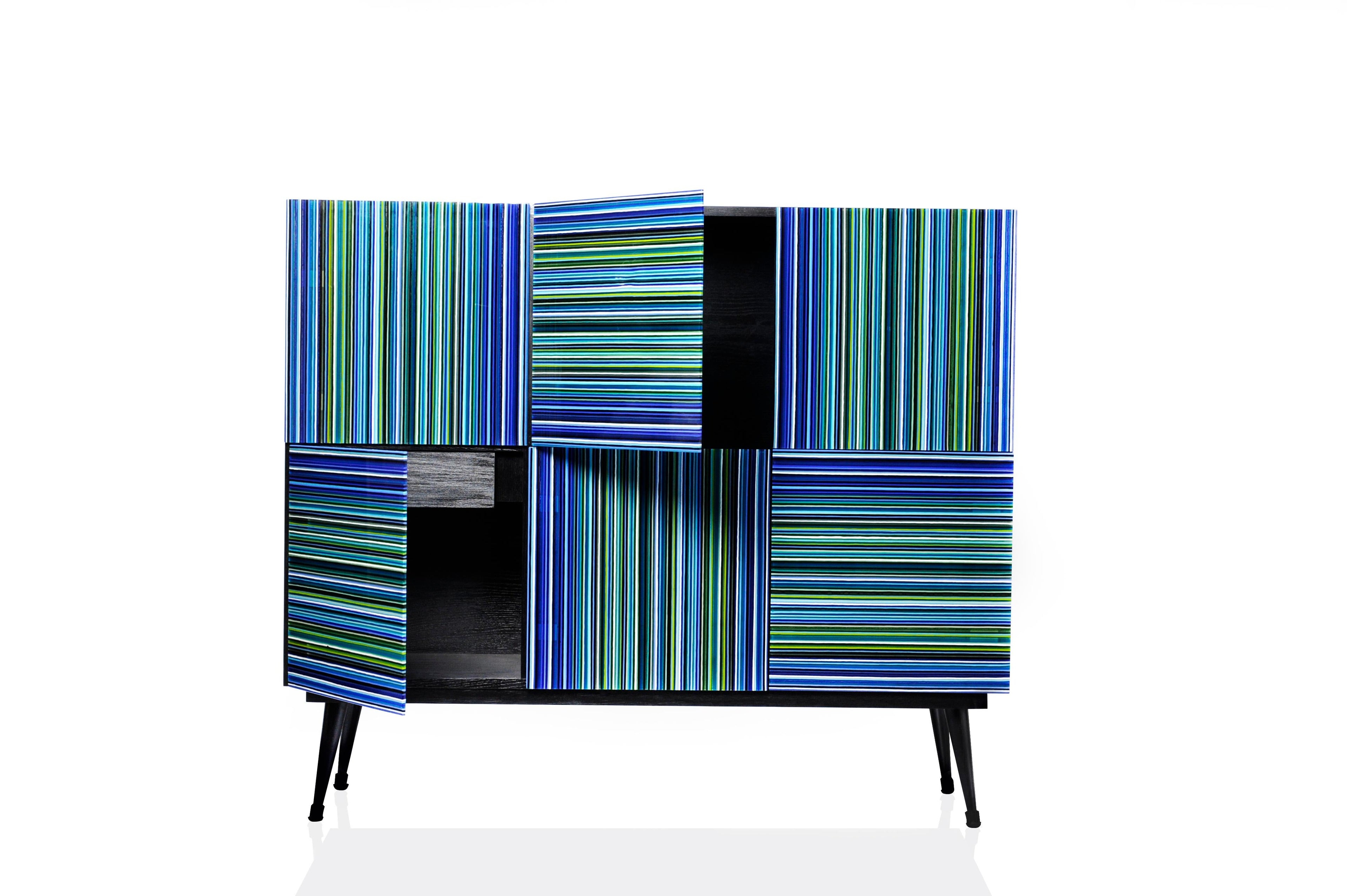 https://a.1stdibscdn.com/cabinet-striped-multi-color-glass-doors-by-orfeo-quagliata-for-sale-picture-2/f_20343/f_219274521609035735944/_D3A4732_master.jpg