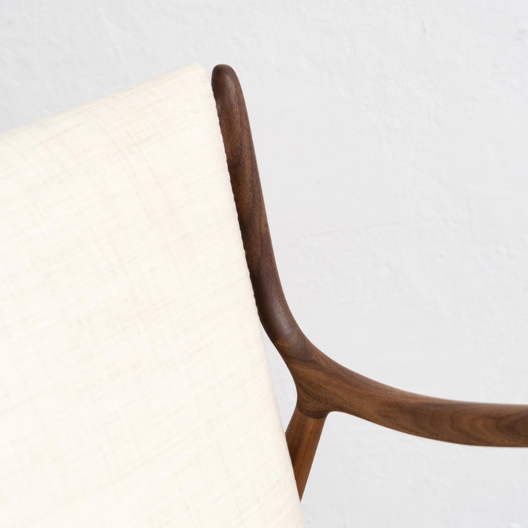 https://a.1stdibscdn.com/finn-juhl-45-chair-wood-and-fabric-for-sale-picture-16/f_14272/f_387727821710009579147/DADA27022024_213_master.jpg?width=768
