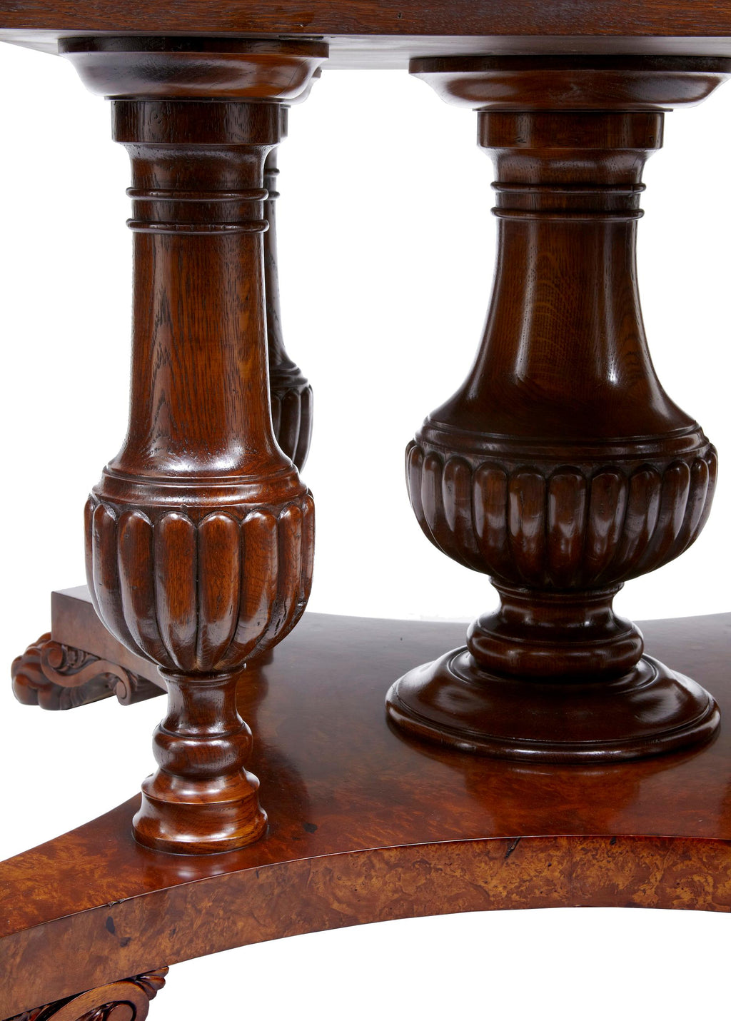 https://a.1stdibscdn.com/english-made-carved-walnut-jupe-dining-table-for-sale-picture-4/f_8786/f_430573521736252929674/DAJUPE1_walnut_jupe_10346_copy_2_master.jpg