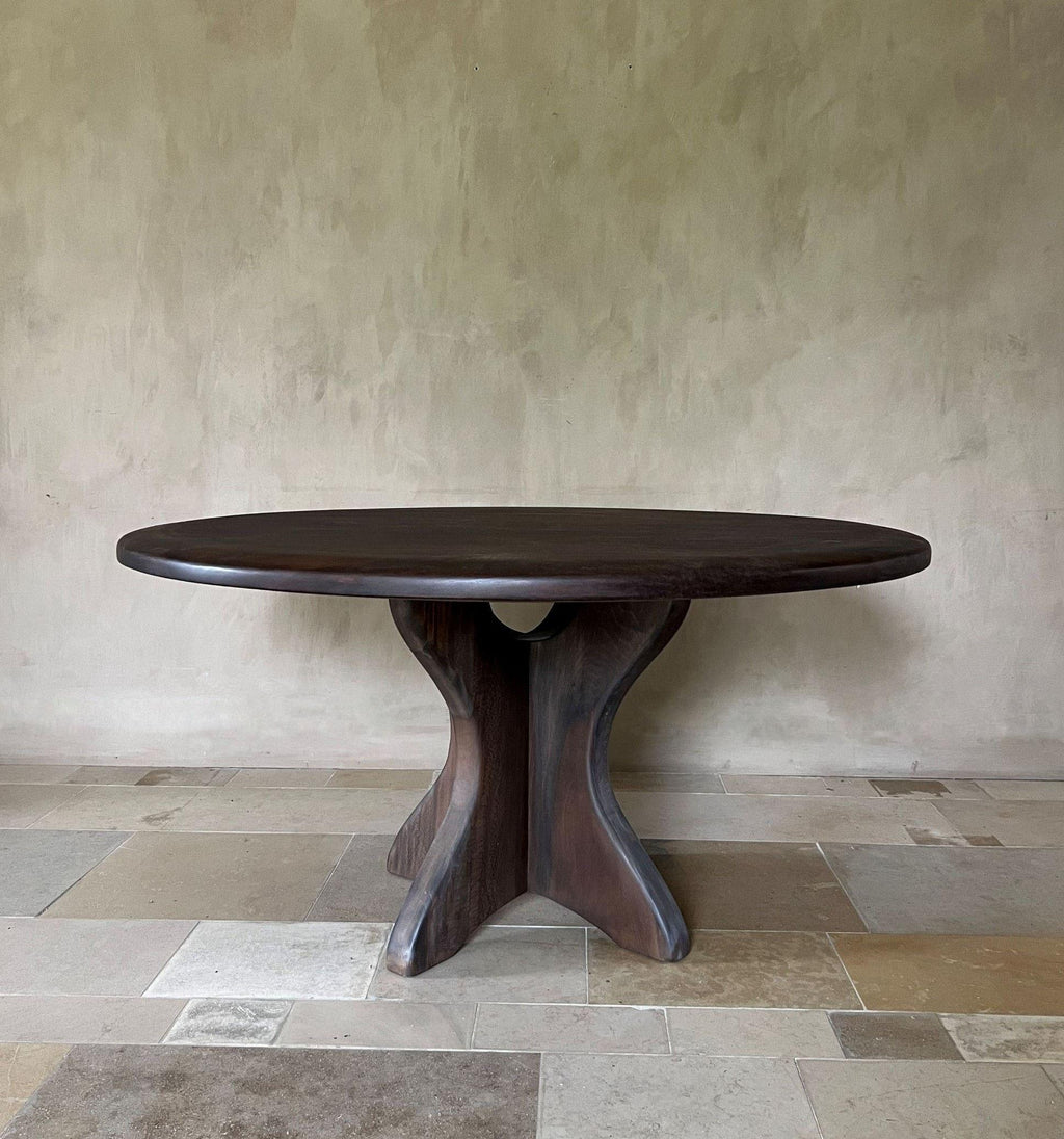 https://a.1stdibscdn.com/dani-custom-round-organic-table-for-sale-picture-5/f_20233/f_464611221756493833430/DANI_Table_Platanewood_146_diam_x_76_h_master.JPG