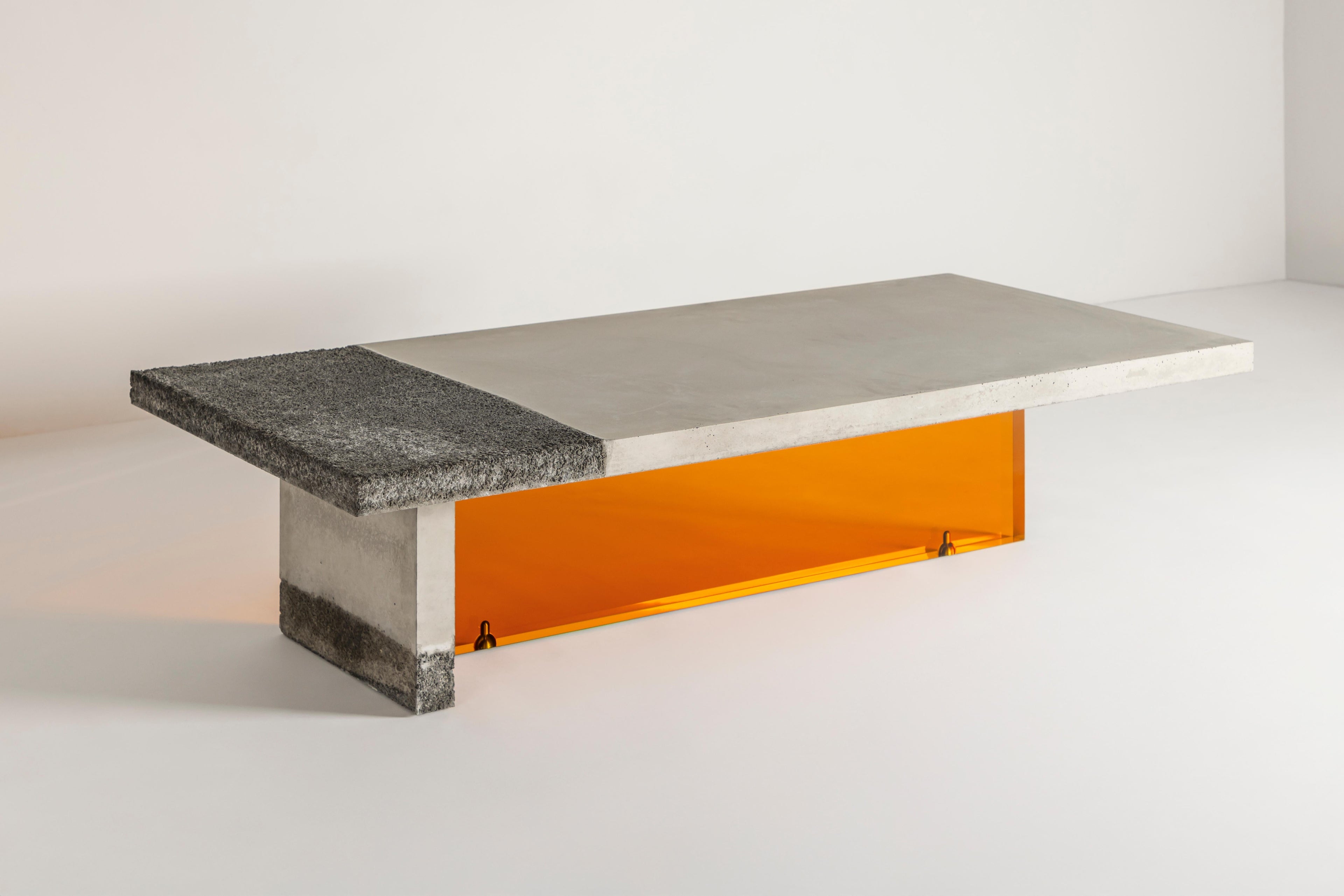 https://a.1stdibscdn.com/cava-coffee-table-by-draga-aurel-for-sale-picture-2/f_12192/f_489907121772117071128/DA_Cava_coffee_table_ph_Federica_Lissoni_5__master.jpg