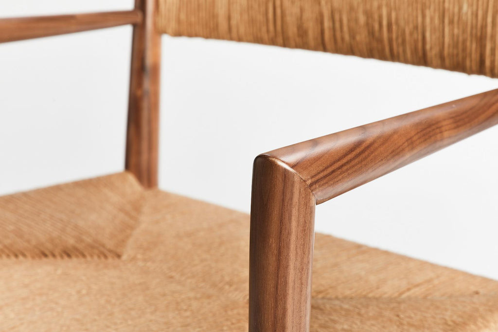 https://a.1stdibscdn.com/woven-rush-backed-dining-arm-chair-by-mel-smilow-for-sale-picture-5/f_49941/f_163392621570108930209/DCA650_9334_master.jpg