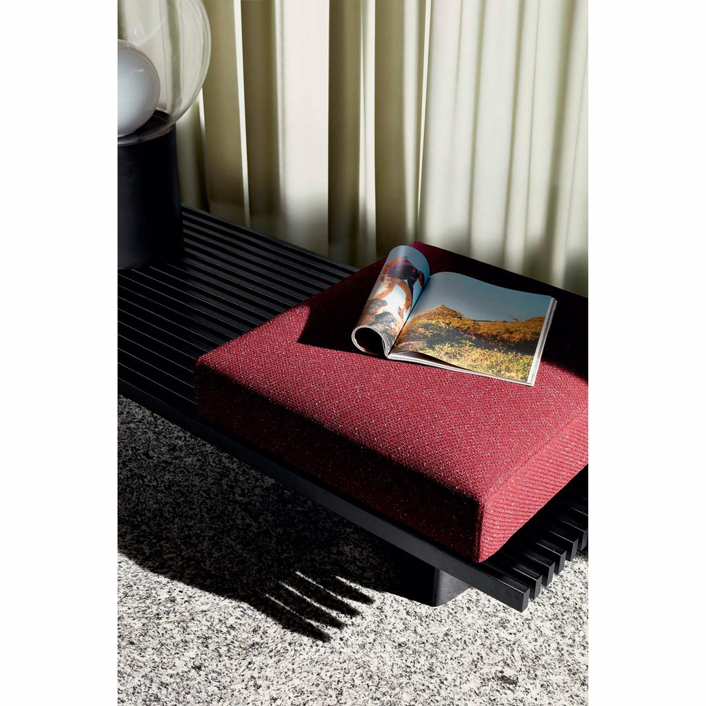 https://a.1stdibscdn.com/charlotte-perriand-refolo-modular-sofa-wood-and-black-leather-by-cassina-for-sale-picture-13/f_14272/f_284297521651142152886/DDBDF_master.jpg