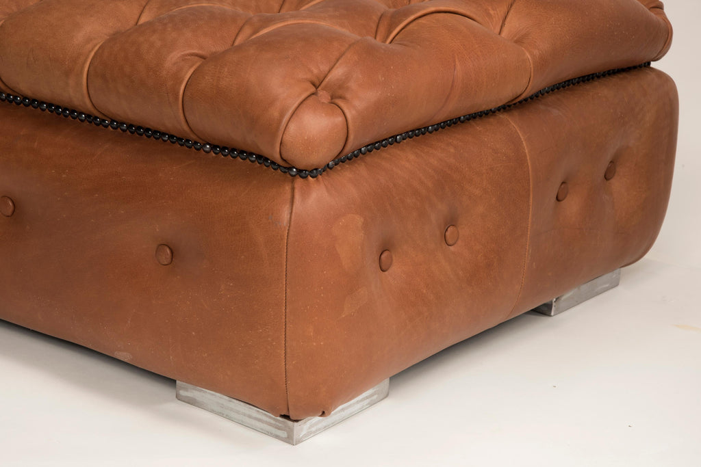 https://a.1stdibscdn.com/customizable-brown-leather-capitonne-pouf-available-in-other-colors-shape-size-for-sale-picture-7/f_20723/f_235188321619334229897/DDF_0791_1_master.jpg