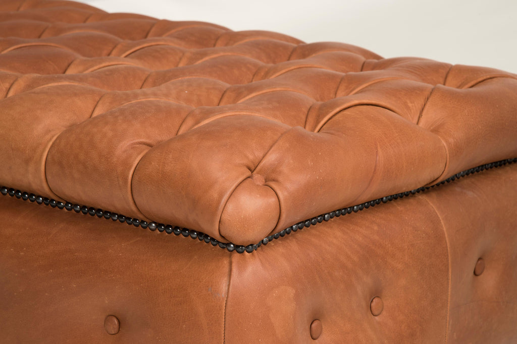 https://a.1stdibscdn.com/customizable-brown-leather-capitonne-pouf-available-in-other-colors-shape-size-for-sale-picture-4/f_20723/f_235188321619334228667/DDF_0792_1_master.jpg