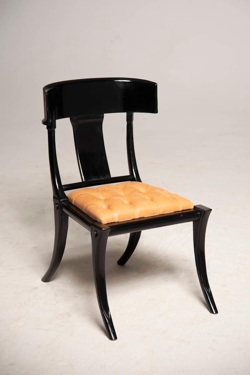 https://a.1stdibscdn.com/klismos-black-chair-for-sale-picture-8/f_20723/f_384813221708352569930/DDF_2200_master.jpg
