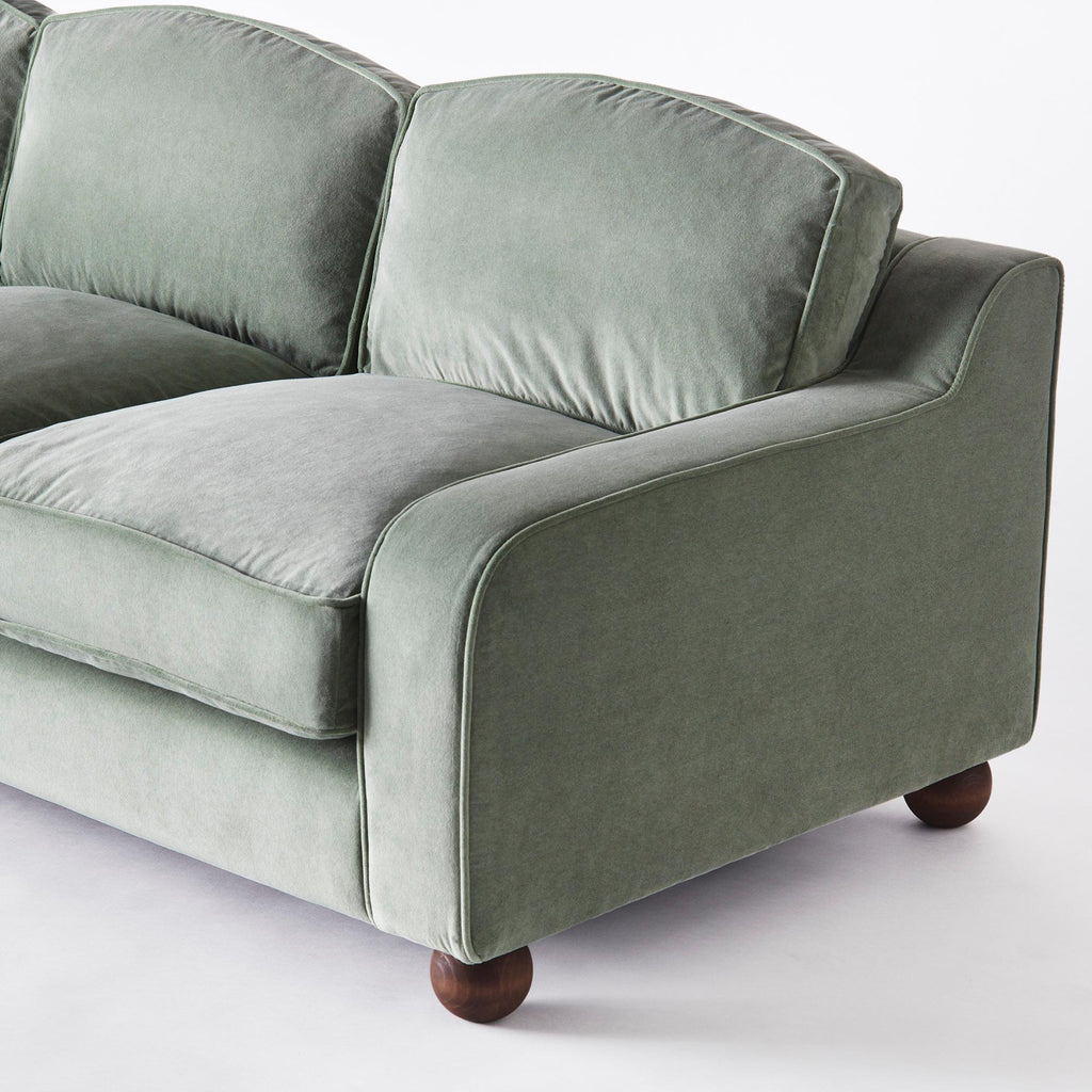 https://a.1stdibscdn.com/3-seat-lola-sofa-green-velvet-for-sale-picture-5/f_58912/f_257536521743720220981/DD_2303_PRODUCT_SOFA_LOLA_FROZEN_GREEN_0066_master.jpg
