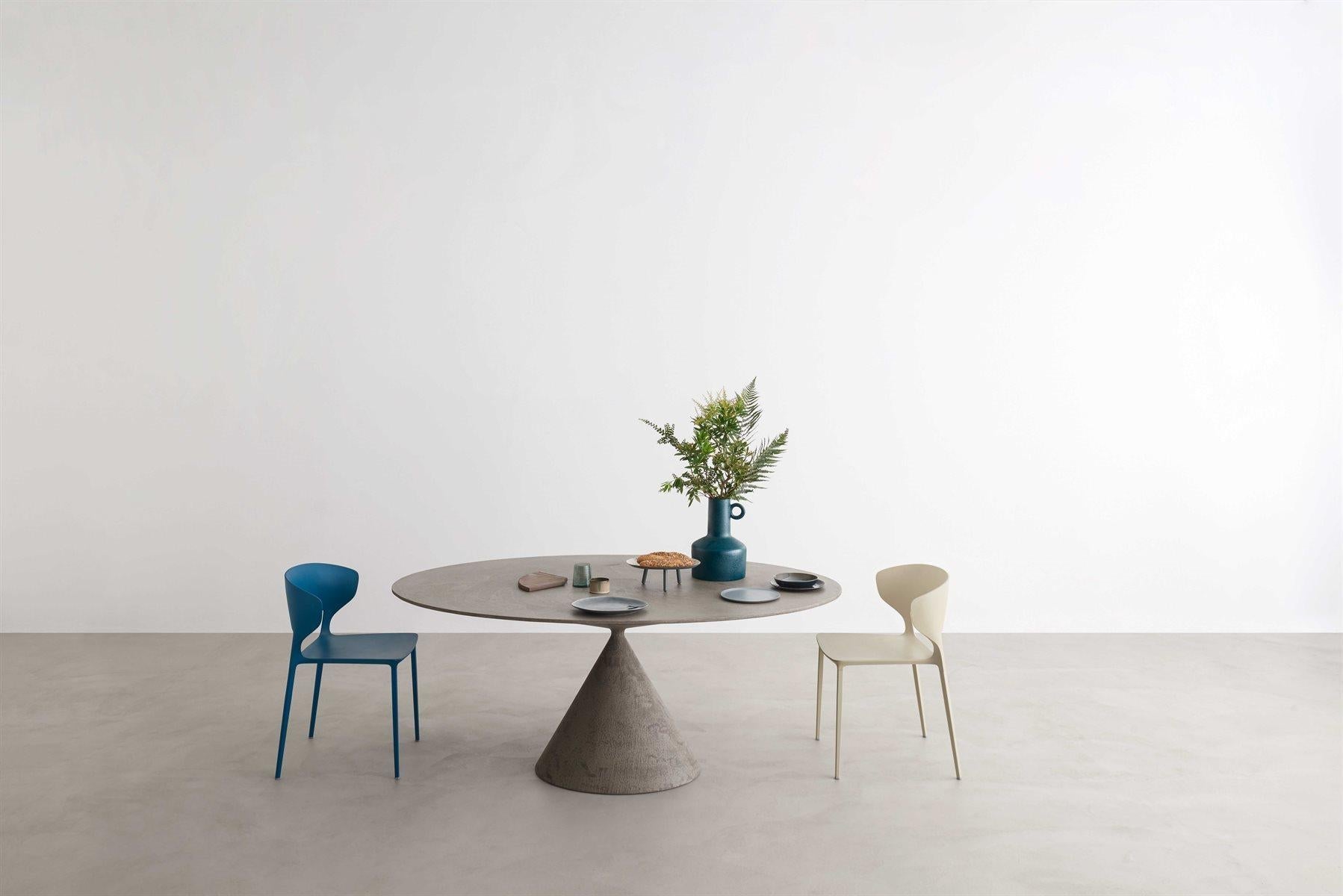 https://a.1stdibscdn.com/desalto-clay-table-designed-by-marc-krusin-for-sale-picture-14/f_44652/f_220003321609794844583/DESALTO_16LOW_02TA_N_CLAY002_master.jpg
