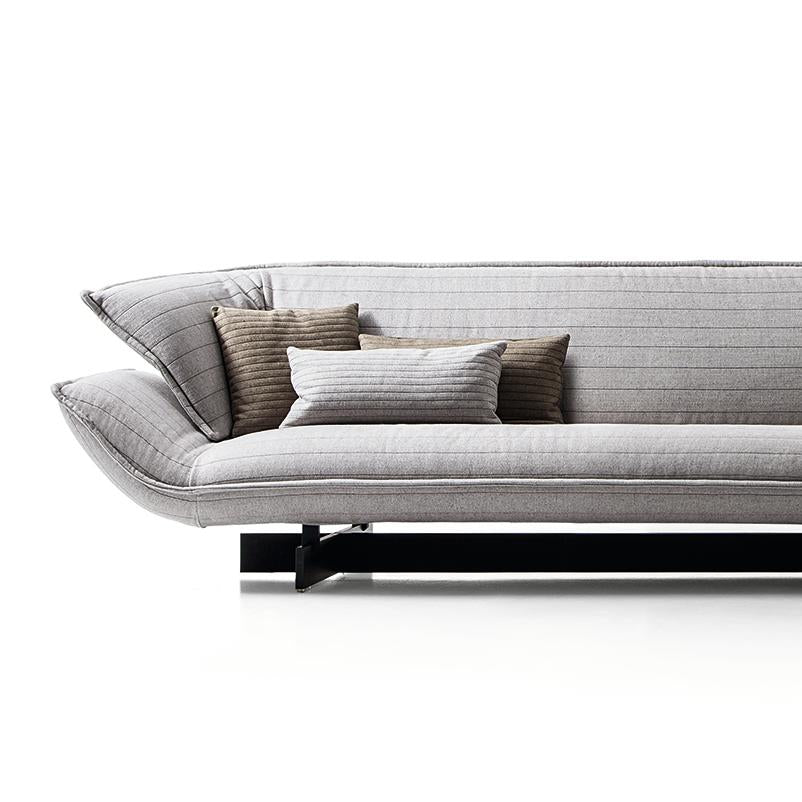 https://a.1stdibscdn.com/patricia-urquiola-beam-sofa-by-cassina-for-sale-picture-4/f_14272/f_295357721657619336996/DET_4023_still_life_divani_catalogo_living_products_2019_550_beam_sofa_system_patricia_urquiola_arat_1_13f318_cenere_master.jpg