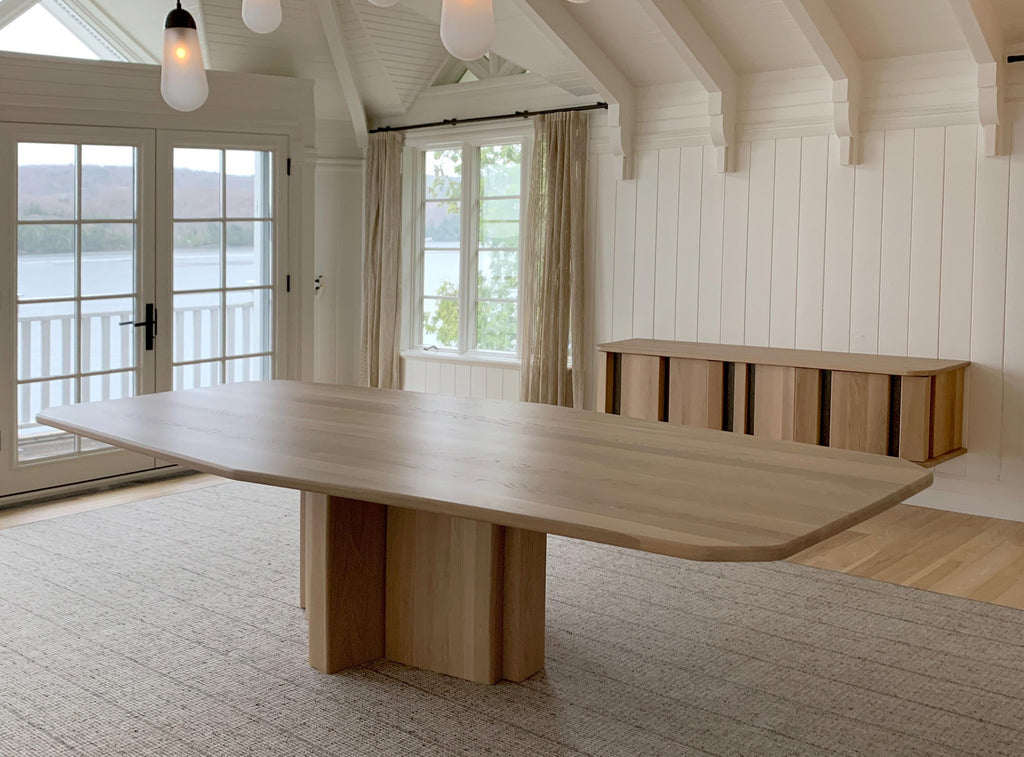 https://a.1stdibscdn.com/diamond-table-11-feet-in-white-oak-by-simon-johns-for-sale-picture-4/f_26473/f_359717321695132251604/DIAMOND_ALL_OAK_11_sym1_master.jpg