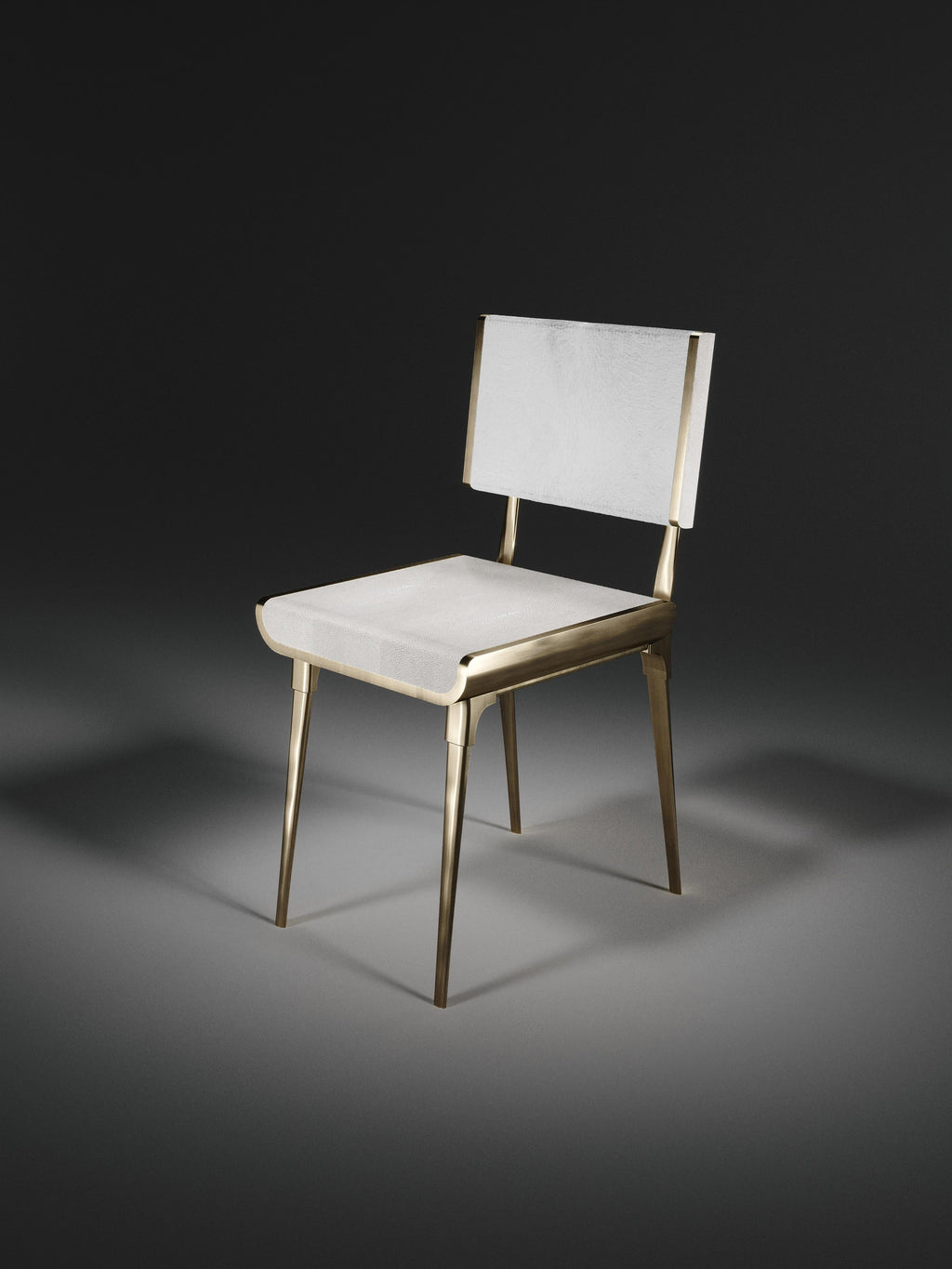 https://a.1stdibscdn.com/shagreen-dining-chair-with-bronze-patina-brass-details-by-kifu-paris-for-sale-picture-3/f_45491/f_240504521623487744186/DINING_OPT_010000_1_Re_cupe_re_2_master.jpg