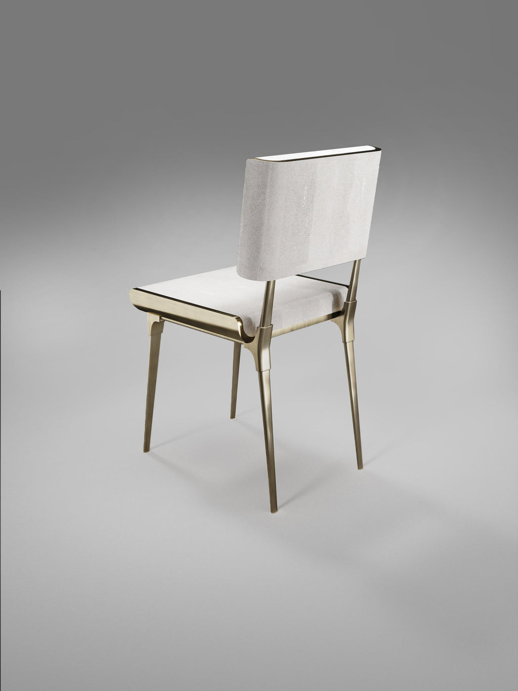 https://a.1stdibscdn.com/shagreen-dining-chair-with-bronze-patina-brass-details-by-kifu-paris-for-sale-picture-5/f_45491/f_240504521623487756135/DINING_OPT_010001_Re_cupe_re__master.jpg