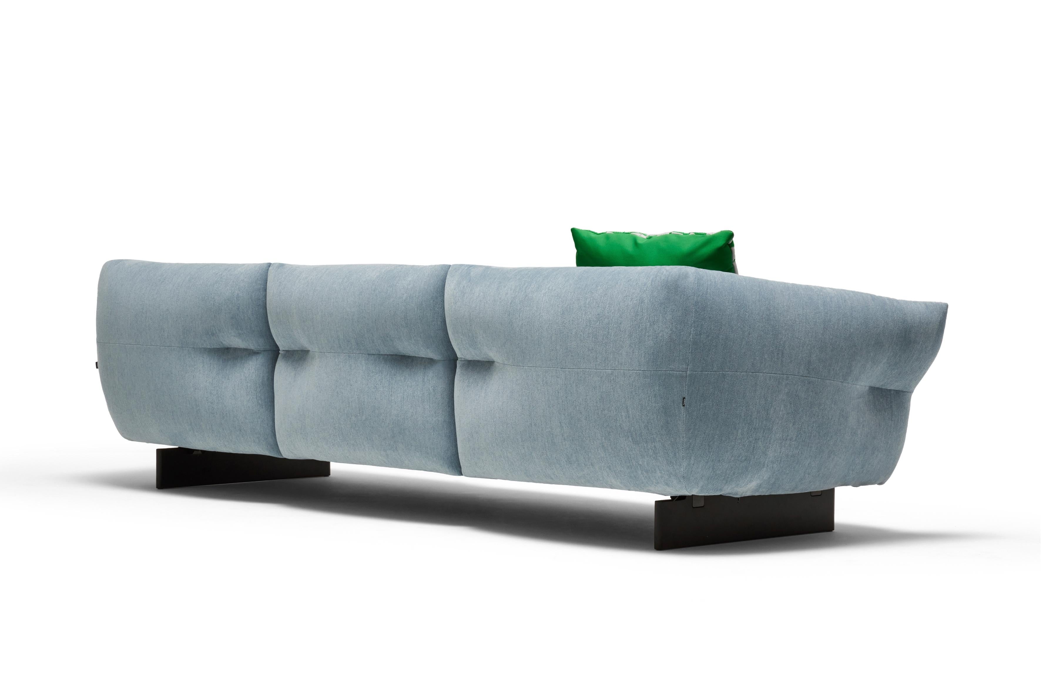 https://a.1stdibscdn.com/moncloud-sofa-by-patricia-urquiola-for-cassina-for-sale-picture-7/f_14272/f_383753021707750733549/DIVANO_MONCLOUD5_master.jpg
