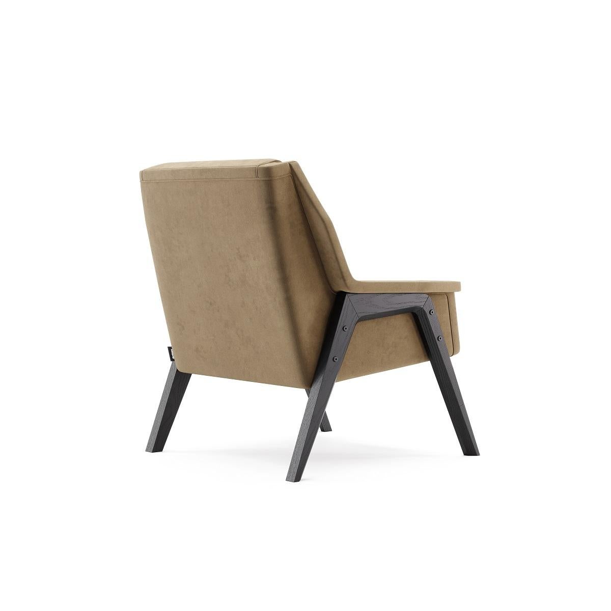 https://a.1stdibscdn.com/wing-armchair-with-ottoman-upholstered-in-custom-velvet-color-for-sale-picture-5/f_27693/f_300525521660895350184/DK19_A_GRETA_L_NEVA_2206_FREIXO_PRETO_04_master.jpg