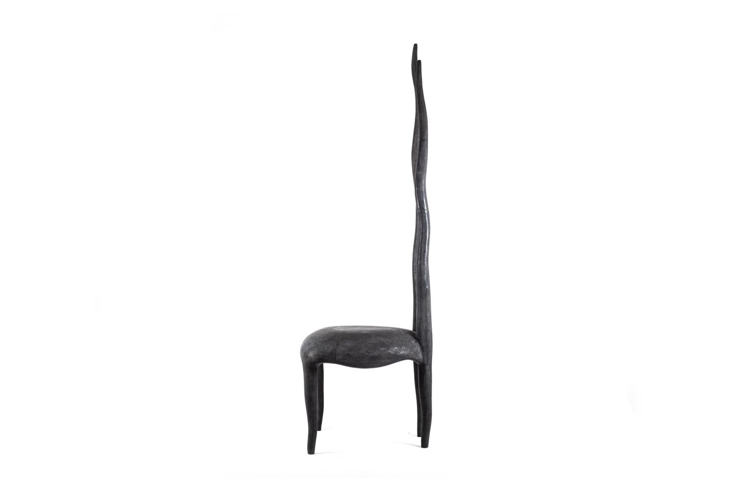 https://a.1stdibscdn.com/sylvie-chair-in-coal-black-shagreen-by-ry-augousti-for-sale-picture-3/f_45491/f_141534211553613644574/DN01_D156_V2_LR__master.jpg