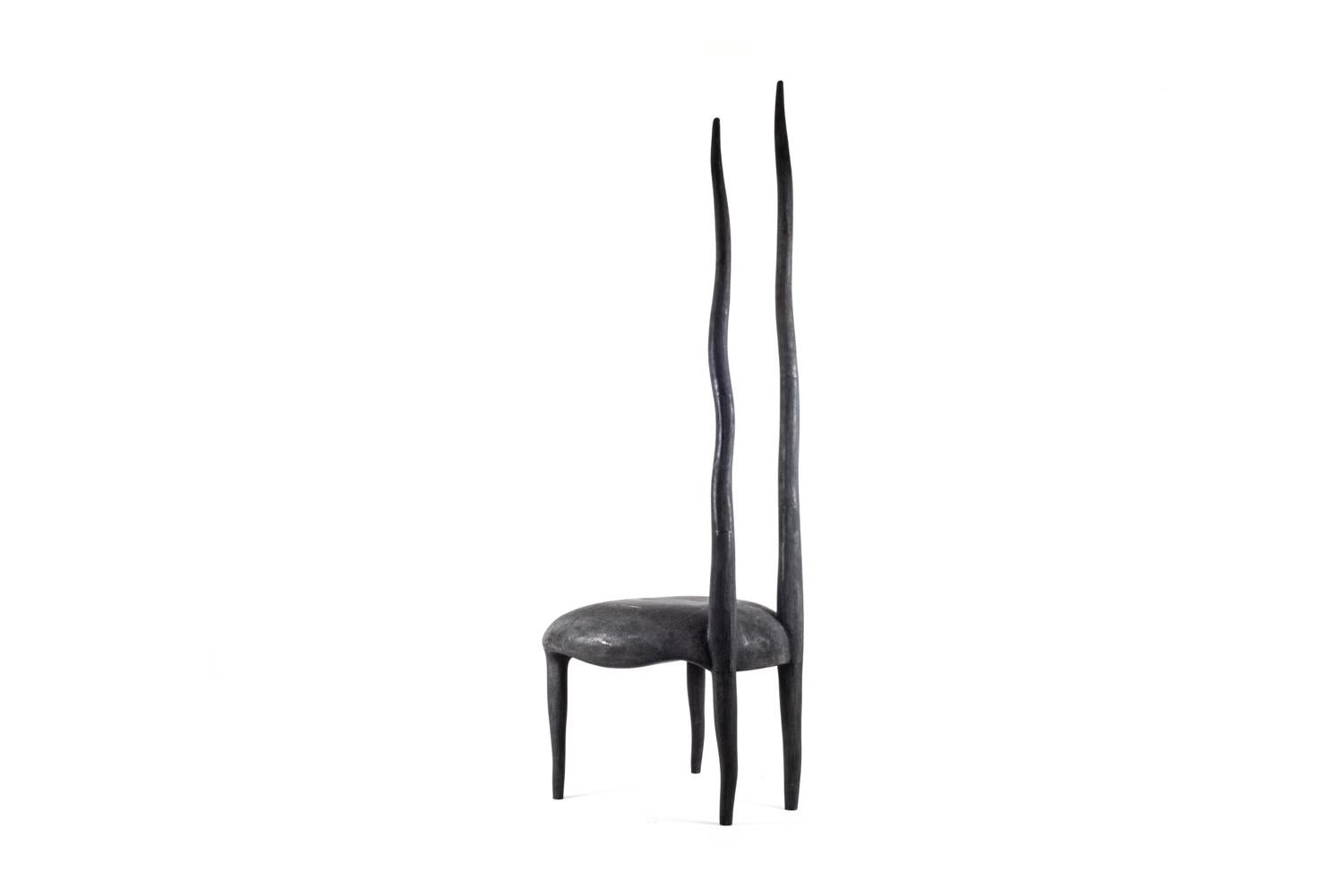 https://a.1stdibscdn.com/sylvie-chair-in-black-pen-shell-by-r-y-augousti-for-sale-picture-7/f_45491/f_197079821593683267094/DN01_D156_V3_LR__master.jpg