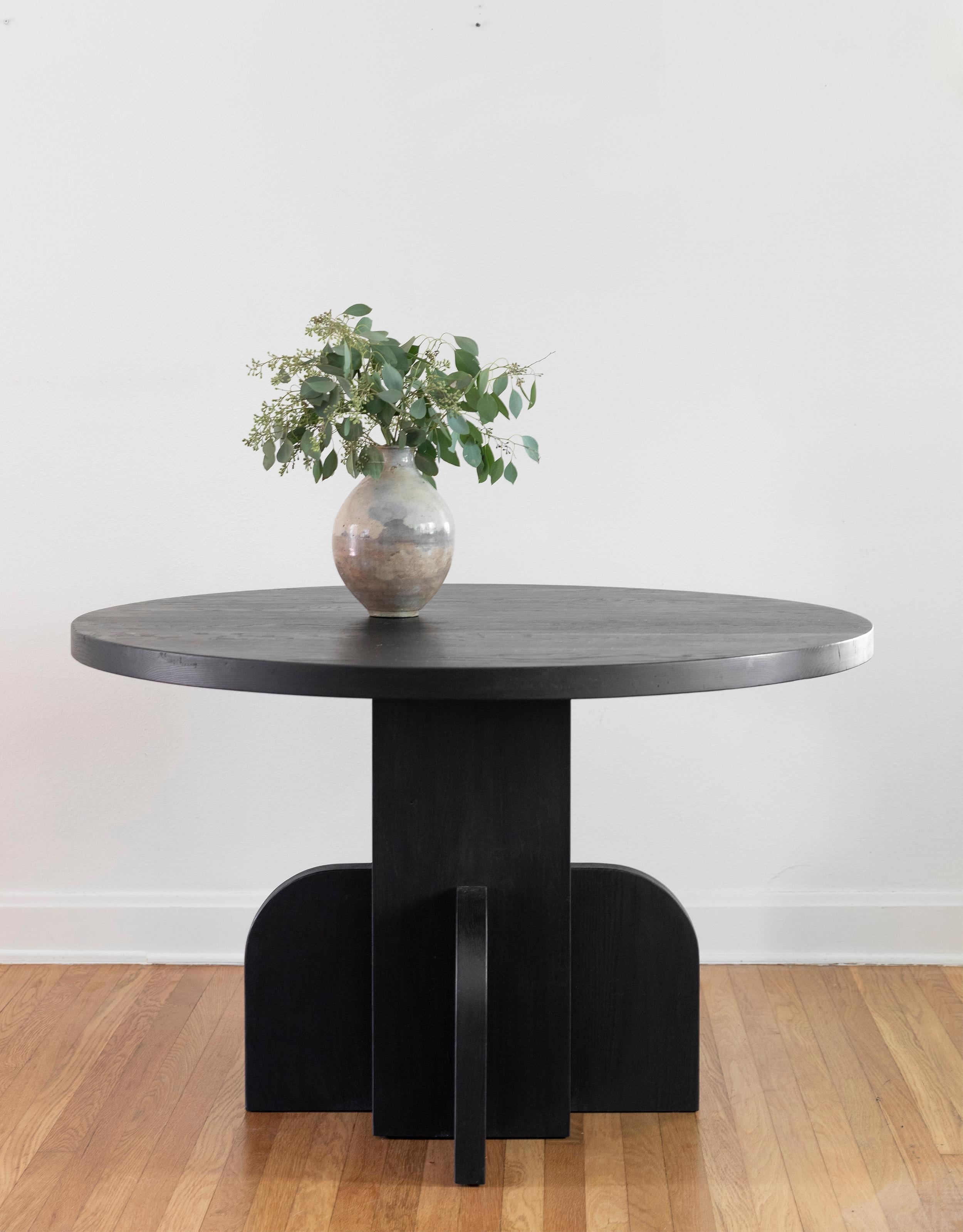 https://a.1stdibscdn.com/round-48-inch-ratio-dining-table-in-ebonized-white-oak-by-seer-studio-for-sale-picture-2/f_37133/1589336294655/DP_49254_master.JPG