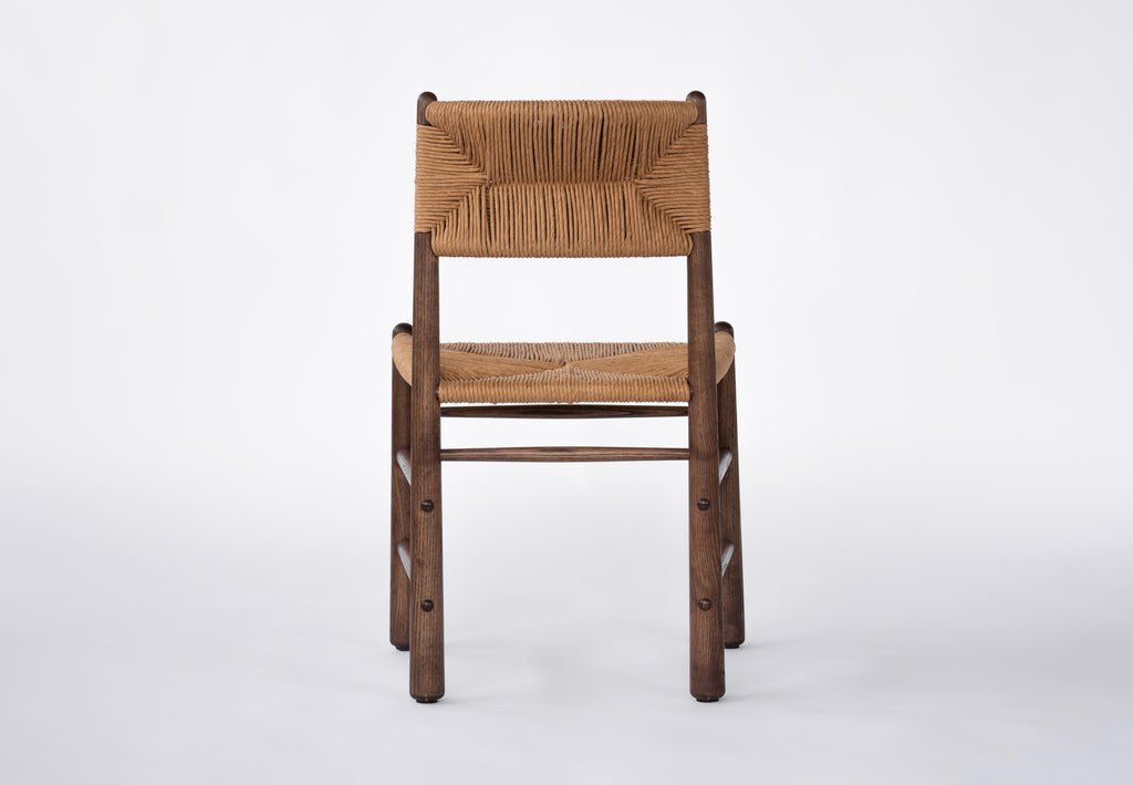 https://a.1stdibscdn.com/ewa-dining-chair-walnut-with-natural-fiber-rush-woven-seat-and-backrest-for-sale-picture-2/f_26683/f_346922321686330377708/DSC00002_master.jpg