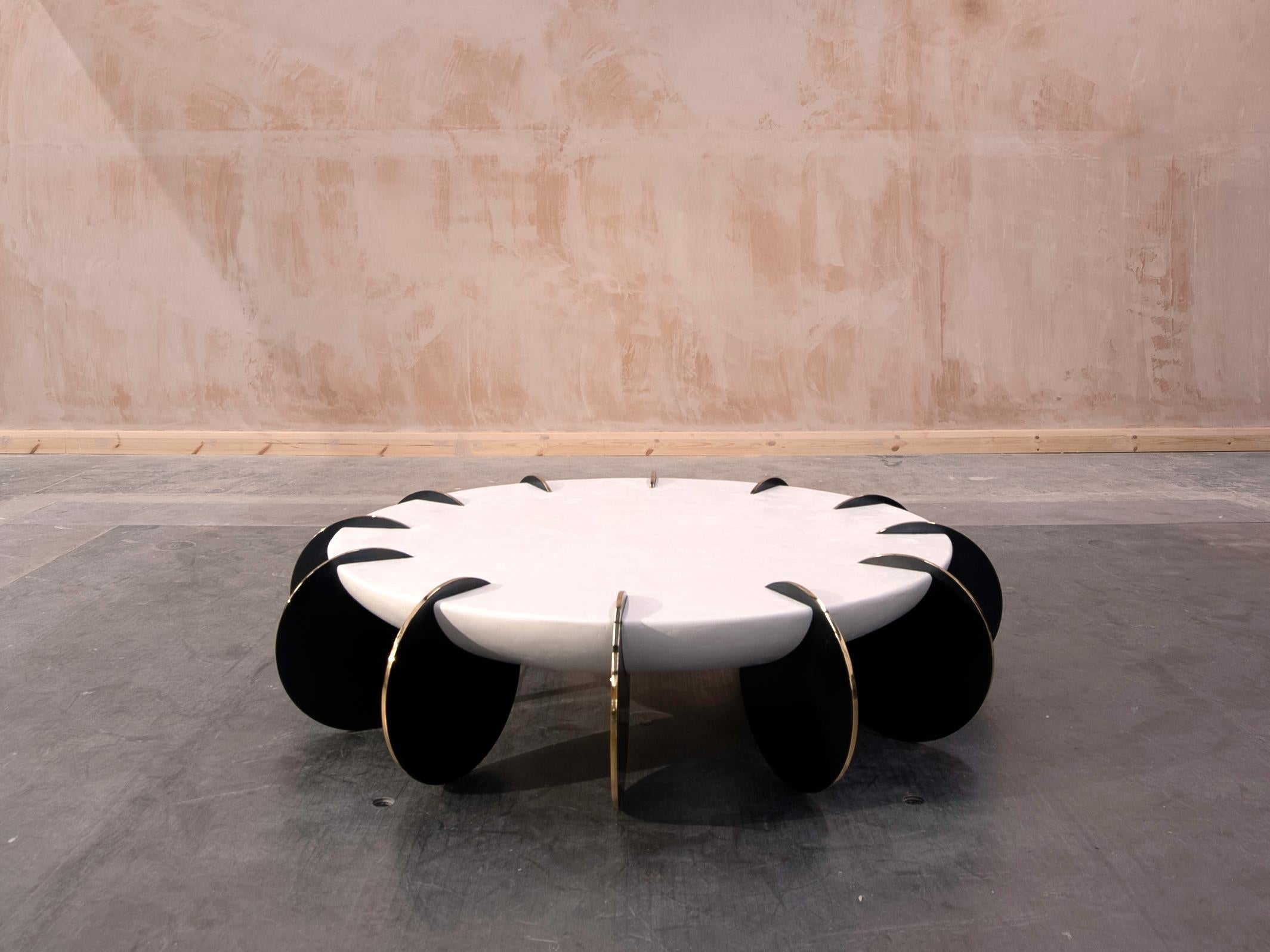 https://a.1stdibscdn.com/time-coffee-table-by-three-one-four-studio-for-sale-picture-5/f_12192/f_421295921730475108302/DSC00226_Edit_copy_master.jpg