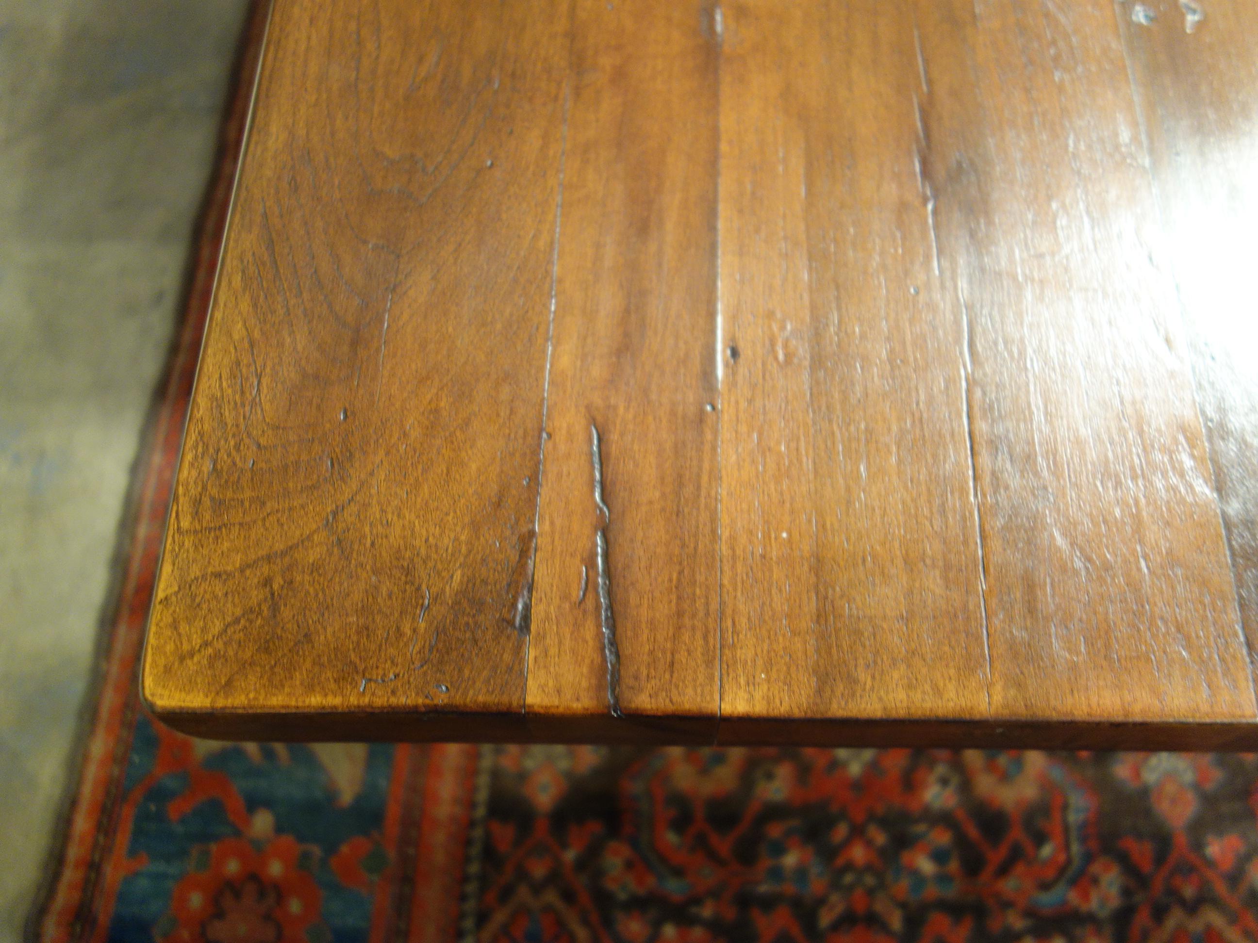 https://a.1stdibscdn.com/17th-century-style-italian-walnut-refectory-custom-table-with-end-extensions-for-sale-picture-11/f_12292/f_295294021657567332428/DSC00269_master.JPG