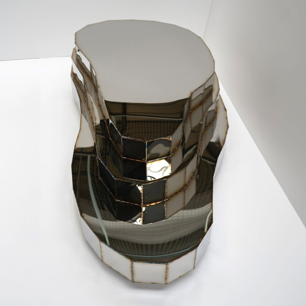 https://a.1stdibscdn.com/steppe-low-table-in-welded-mirror-polished-stainless-steel-by-julian-mayor-for-sale-picture-7/f_12192/f_459856521753281633694/DSC01415_edit_master.jpg