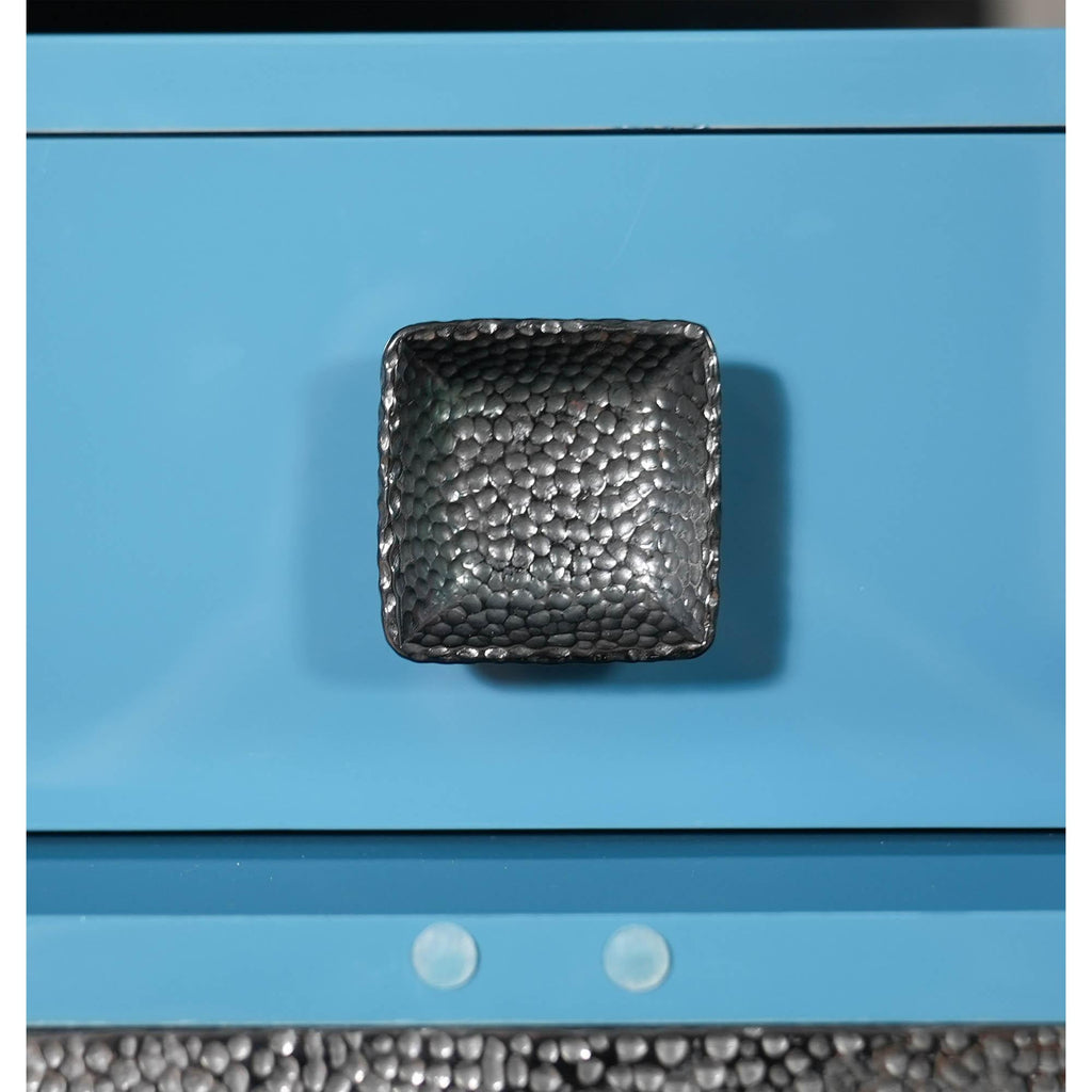 https://a.1stdibscdn.com/jonathan-charles-sapphire-bar-cabinet-for-sale-picture-8/f_85472/f_489655621771968923651/DSC01766_master.jpg