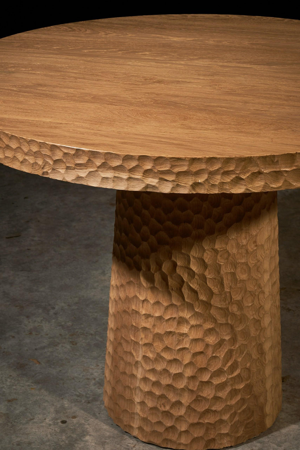 https://a.1stdibscdn.com/round-oak-dining-table-100-cm-with-hand-carved-texture-and-cone-base-for-sale-picture-8/f_99712/f_451751321748150806874/DSC04193boyarshinov_a_resized_master.jpg