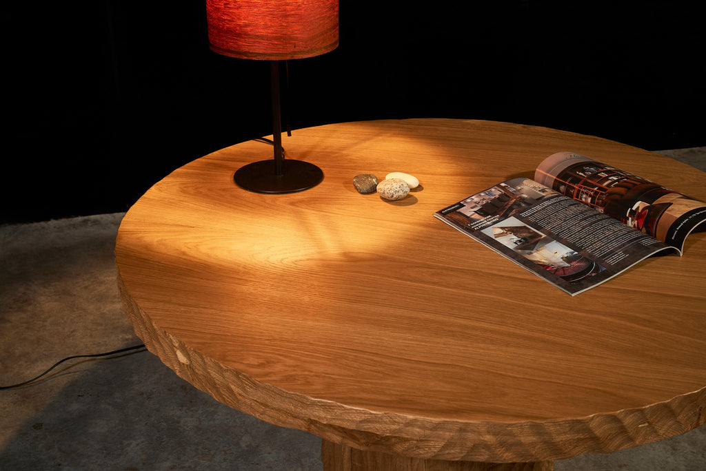 https://a.1stdibscdn.com/vintage-brutalist-style-sculpted-round-coffee-table-in-aged-oak-for-sale-picture-8/f_99712/f_452658221748724395782/DSC04229boyarshinov_a_master.jpg