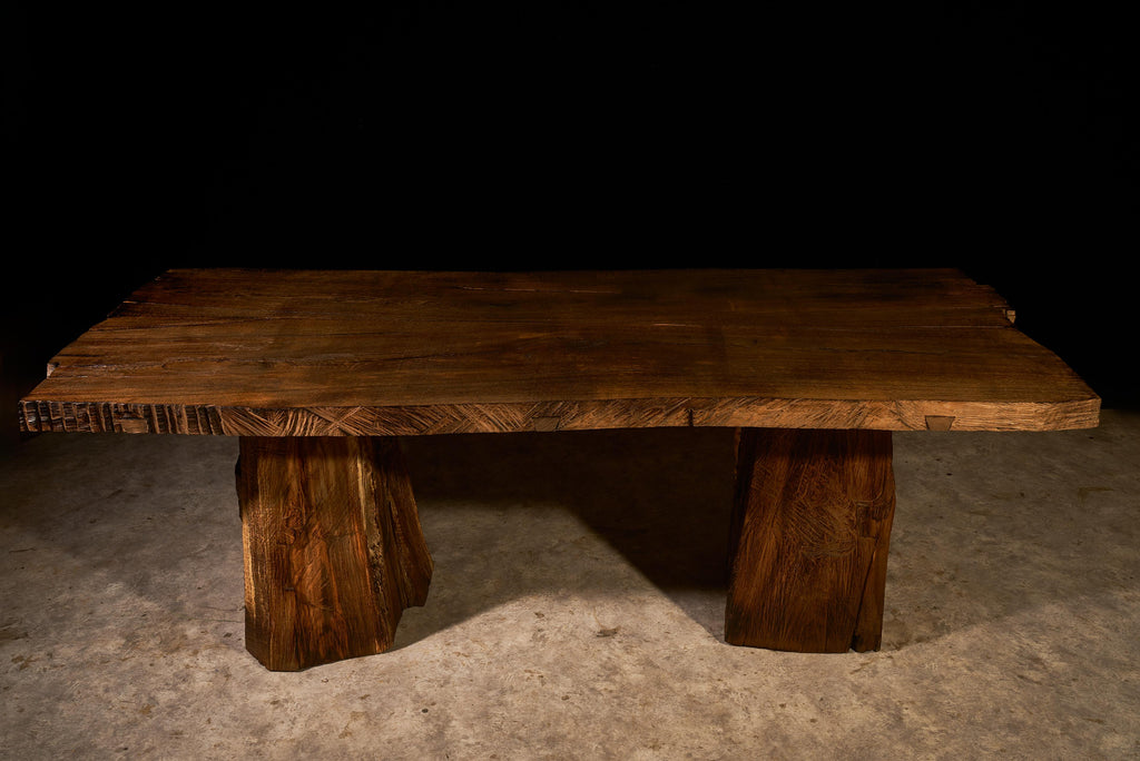 https://a.1stdibscdn.com/sculptural-authentic-solid-oak-dining-table-in-brutalist-style-by-sergio-vulpe-for-sale-picture-6/f_99712/f_452103121748407678538/DSC04296boyarshinov_a_master.jpg
