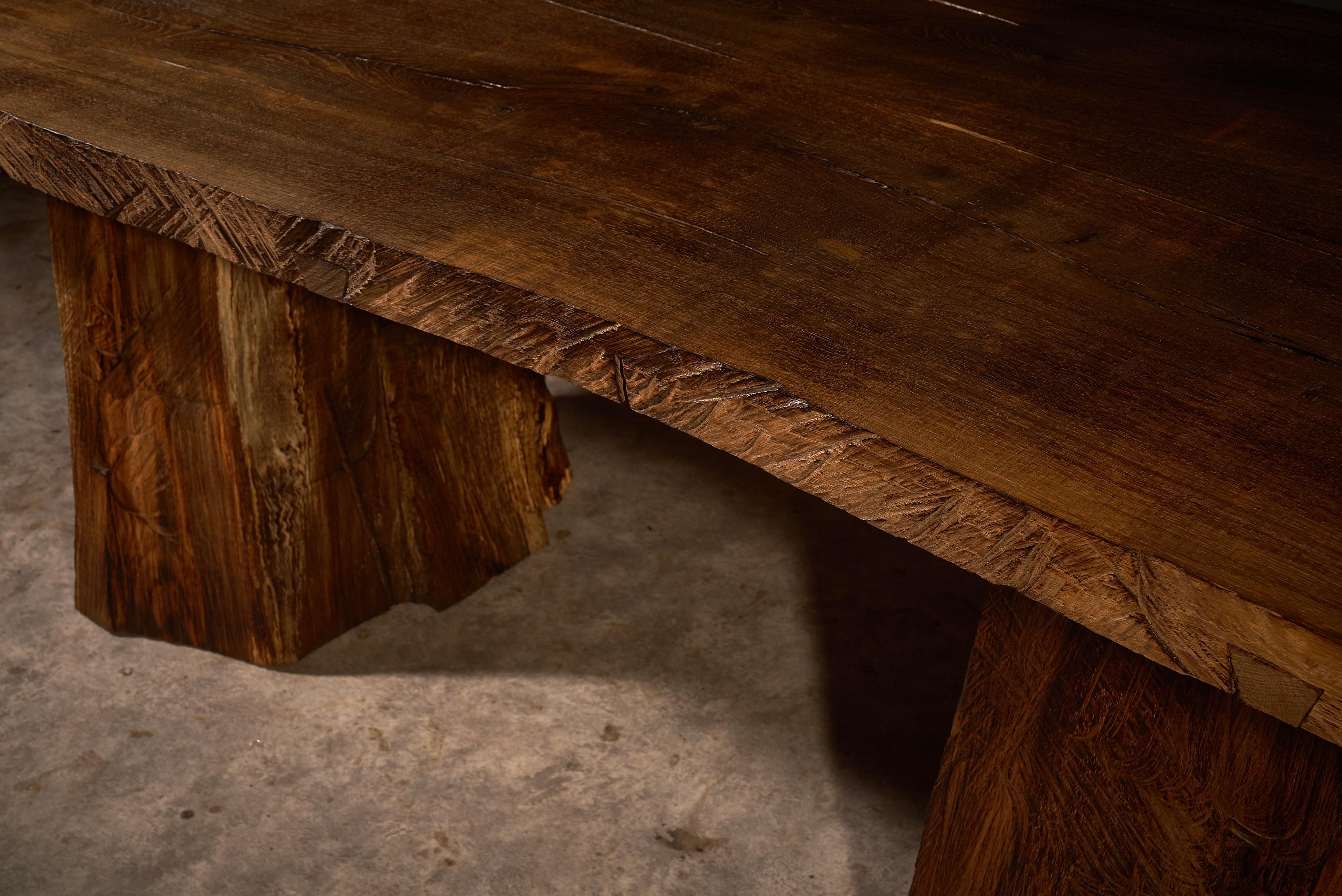 https://a.1stdibscdn.com/sculptural-authentic-solid-oak-dining-table-in-brutalist-style-by-sergio-vulpe-for-sale-picture-8/f_99712/f_452103121748407682290/DSC04305boyarshinov_a_master.jpg