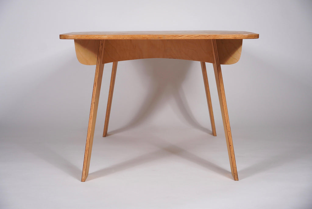 https://a.1stdibscdn.com/the-interlock-table-custom-plywood-table-the-new-bauhaus-chicago-for-sale-picture-5/f_73612/f_372065521700660264148/DSC04948_master.JPG