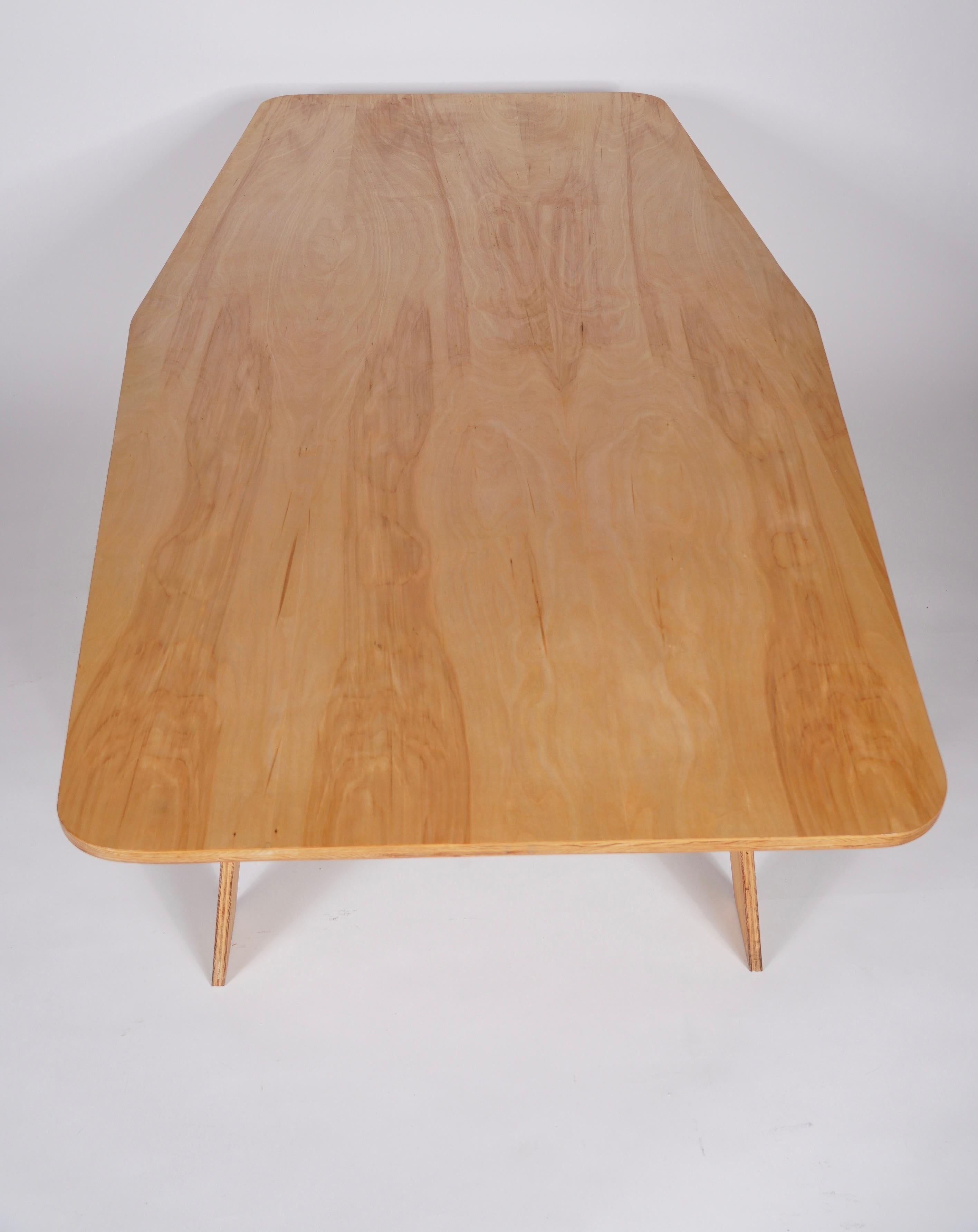 https://a.1stdibscdn.com/the-interlock-table-custom-plywood-table-the-new-bauhaus-chicago-for-sale-picture-6/f_73612/f_372065521700660216347/DSC04952_master.JPG