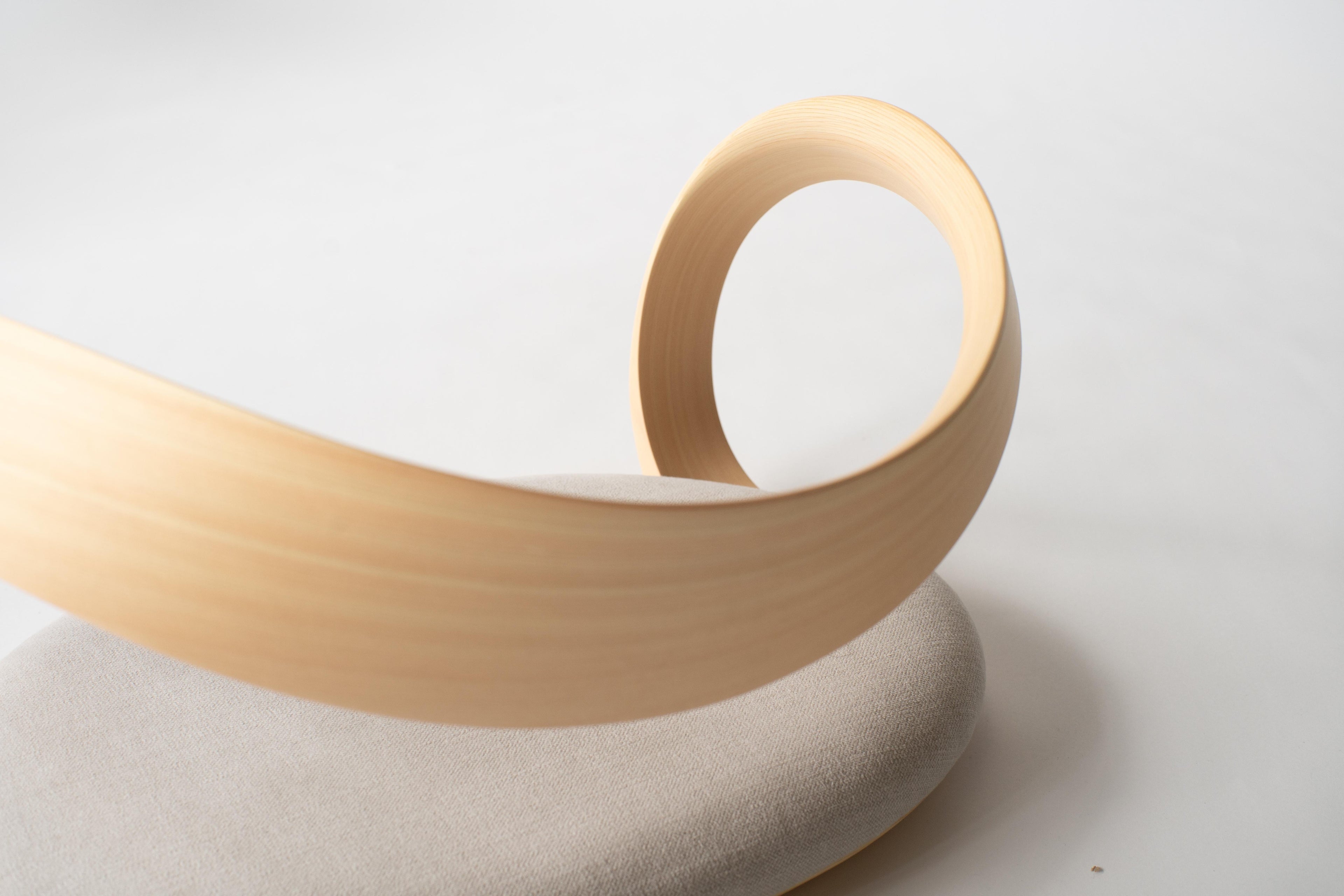 https://a.1stdibscdn.com/legless-floor-chair-japanese-modern-style-bentwood-chair-for-sale-picture-10/f_21633/f_345474921685567012303/DSC04993_master.jpg