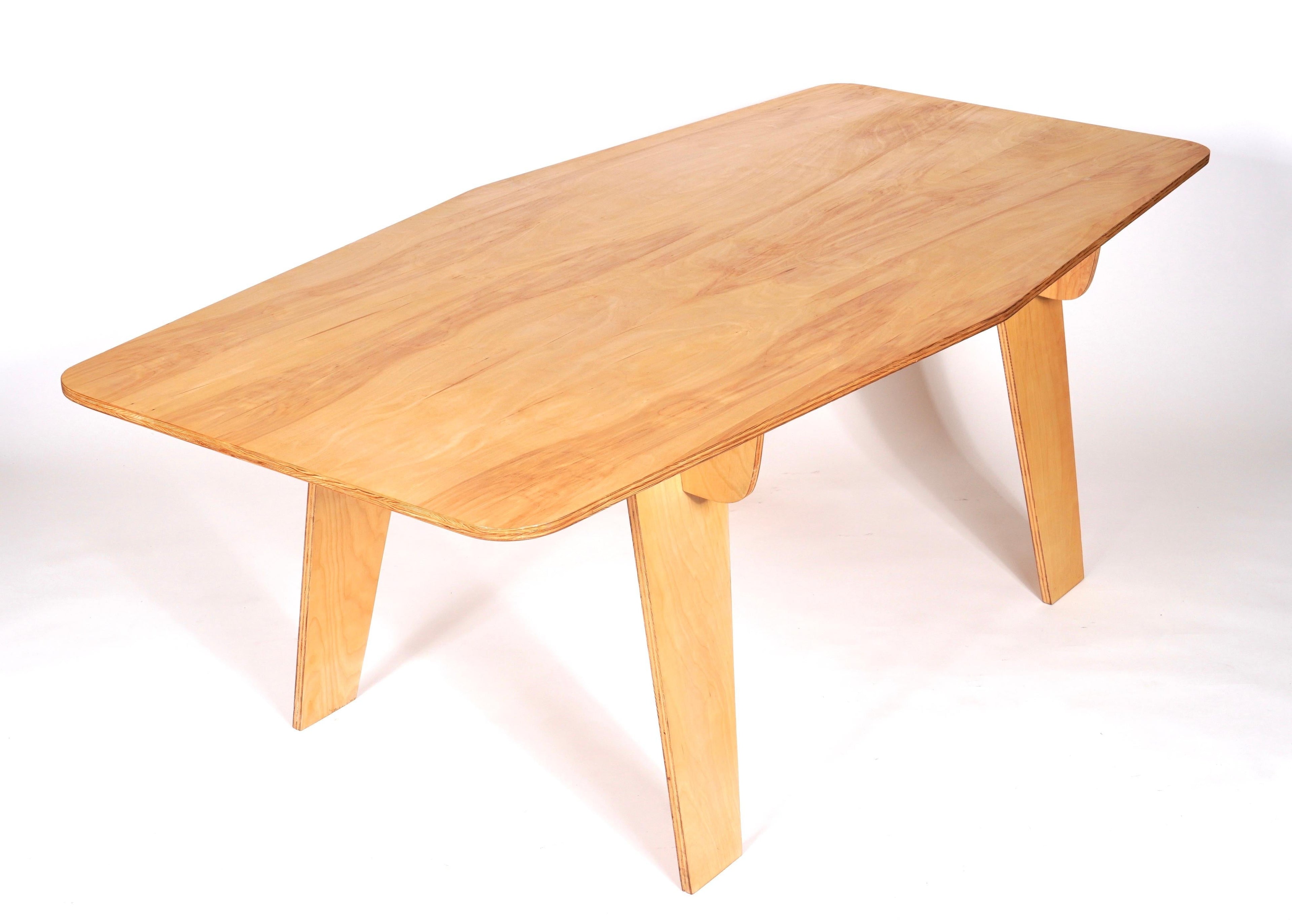 https://a.1stdibscdn.com/the-interlock-table-custom-plywood-table-the-new-bauhaus-chicago-for-sale-picture-2/f_73612/f_372065521700659764618/DSC05003_master.JPG
